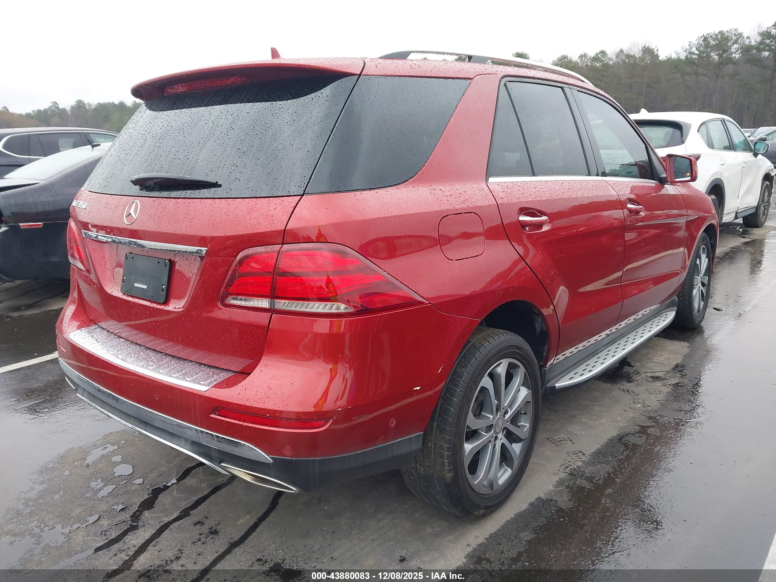MERCEDES-BENZ GLE image 4
