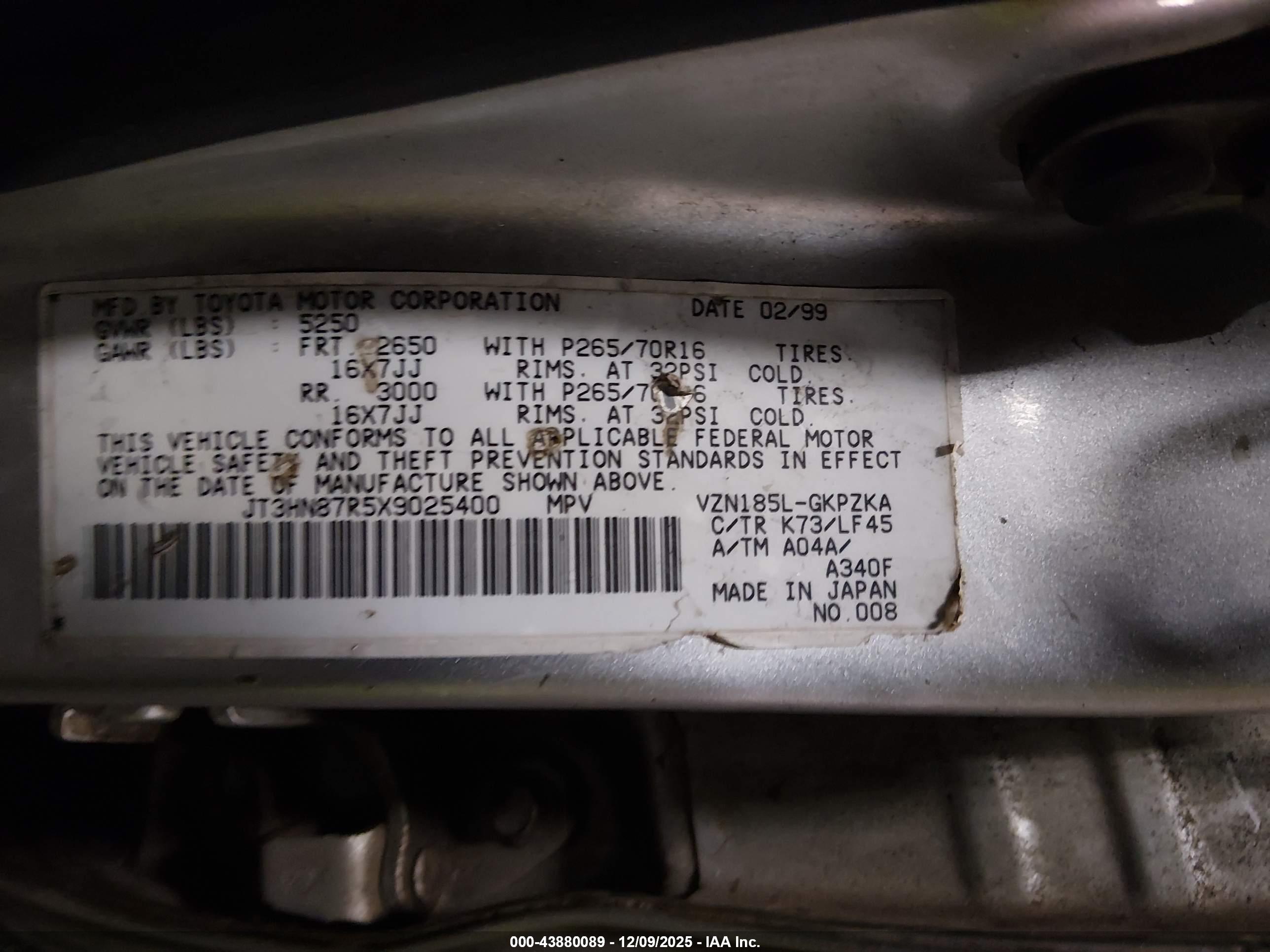 TOYOTA 4RUNNER image 9