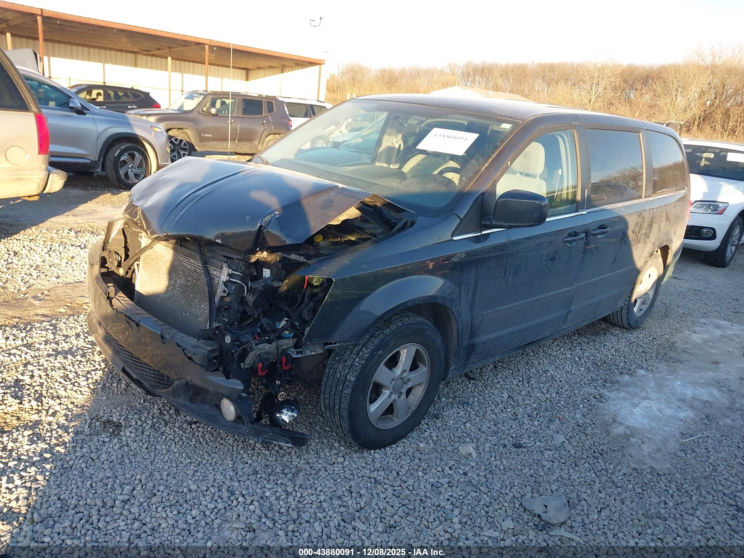 DODGE GRAND image 2