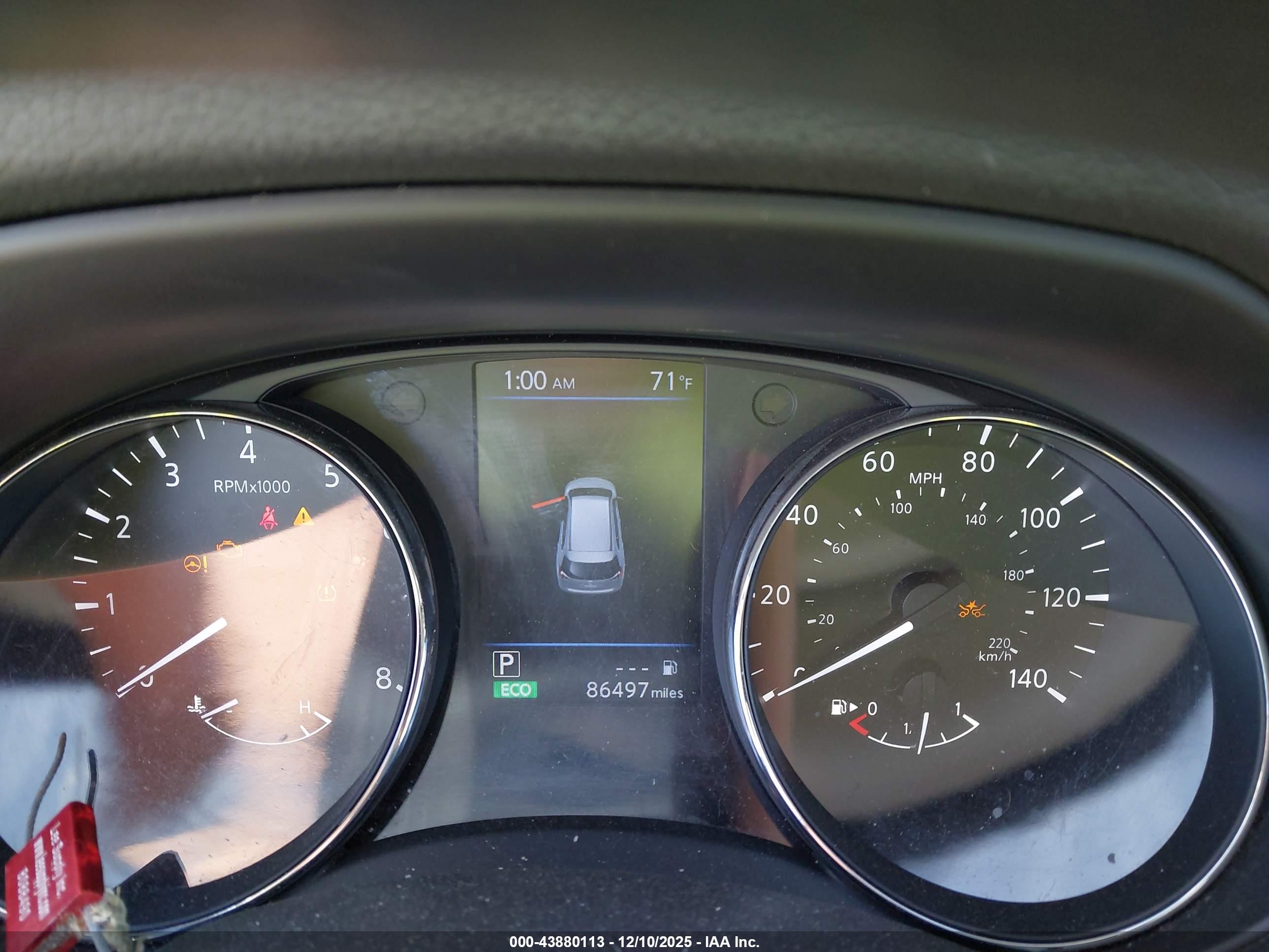 NISSAN ROGUE image 7