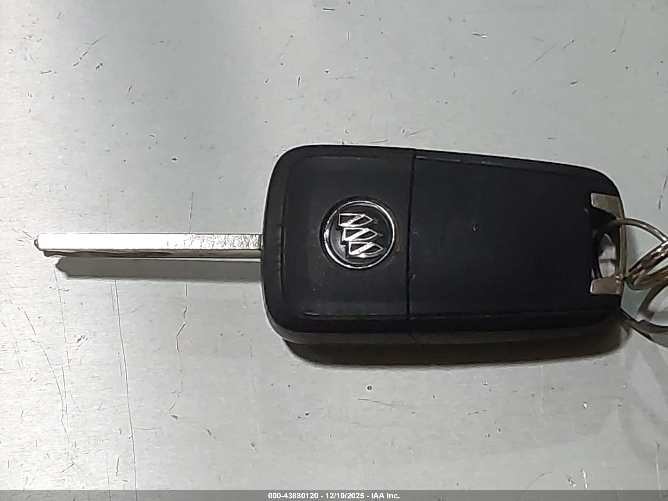 BUICK REGAL image 11