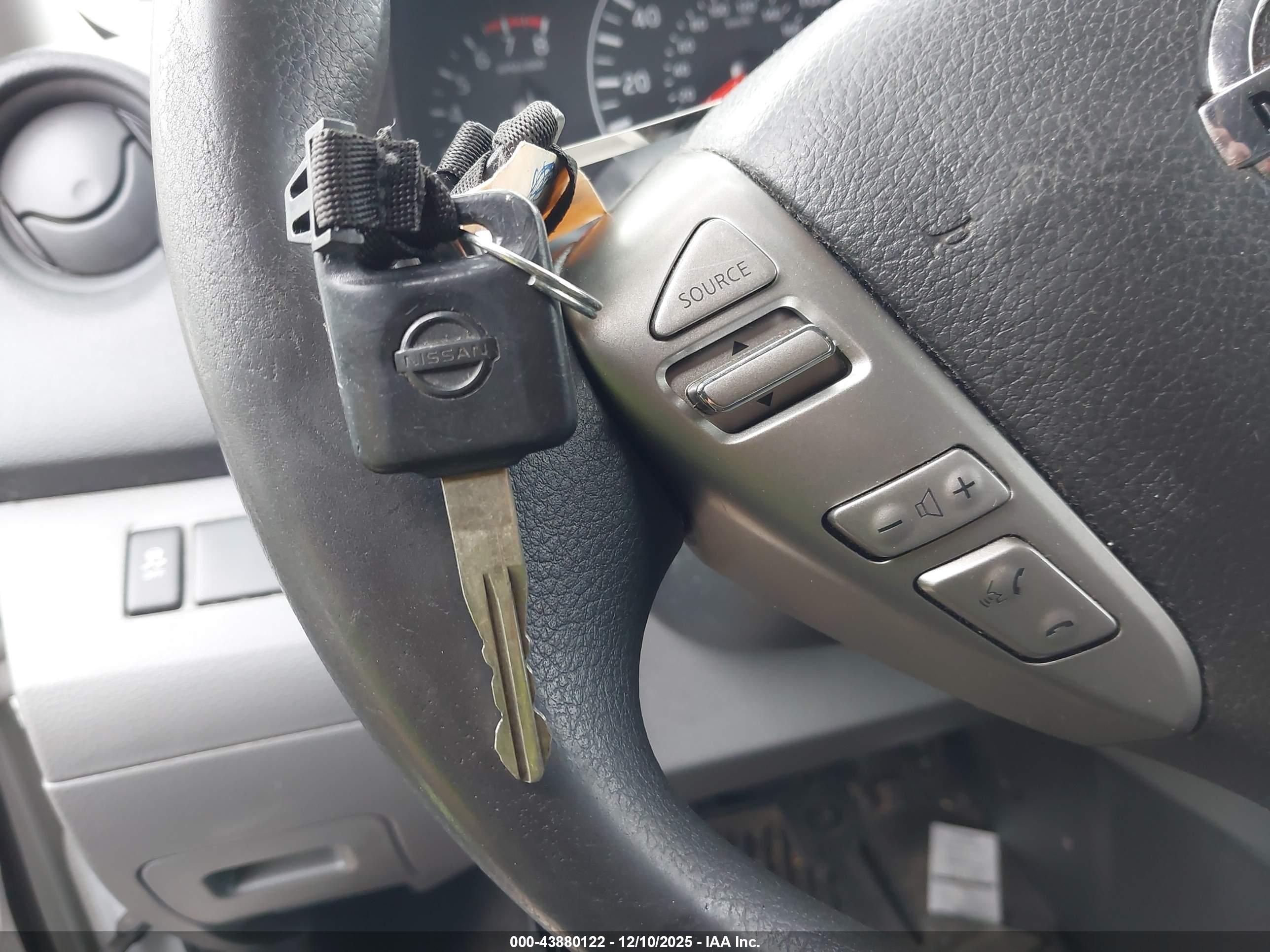 NISSAN NV200 image 11
