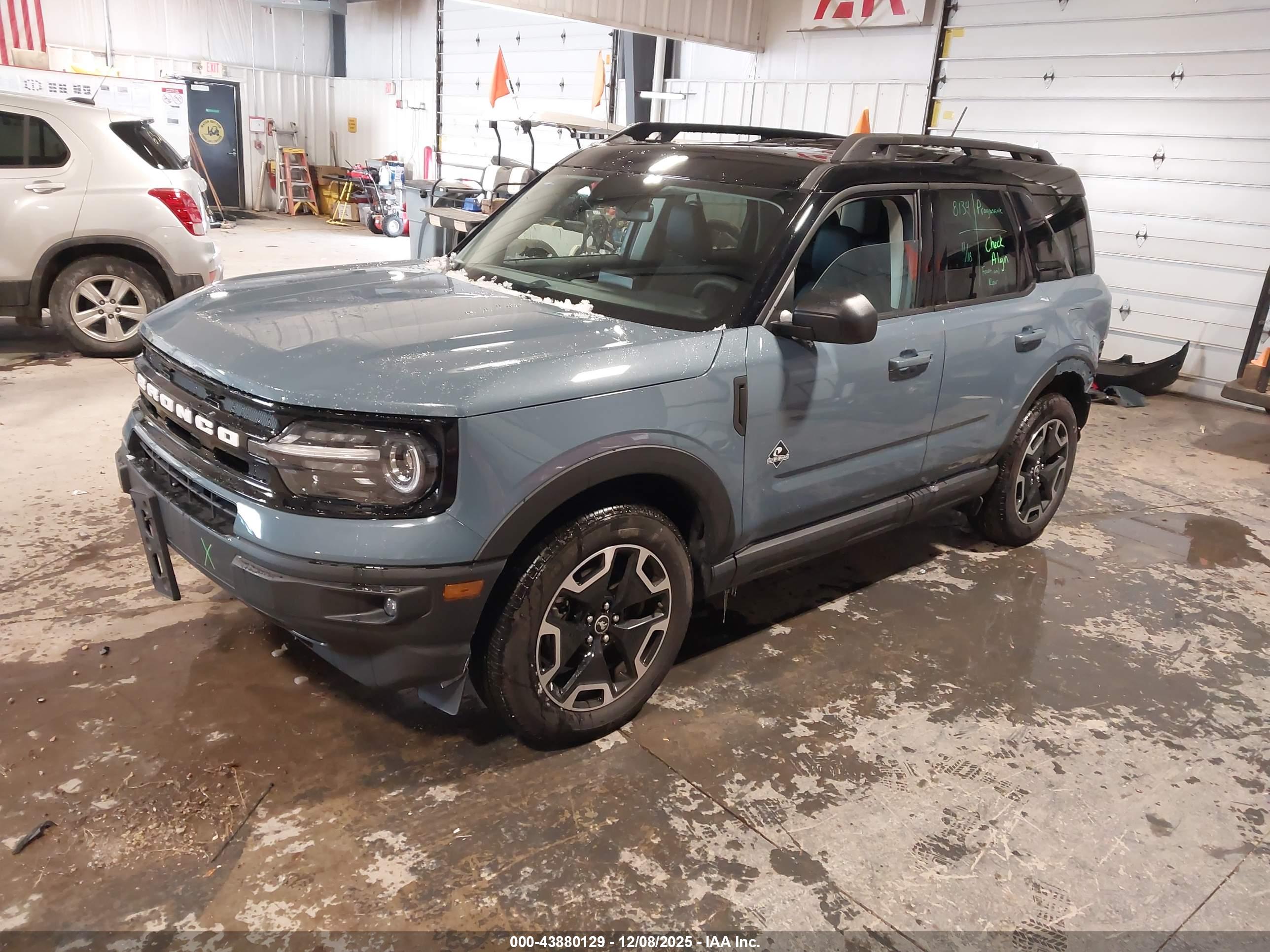 FORD BRONCO image 2