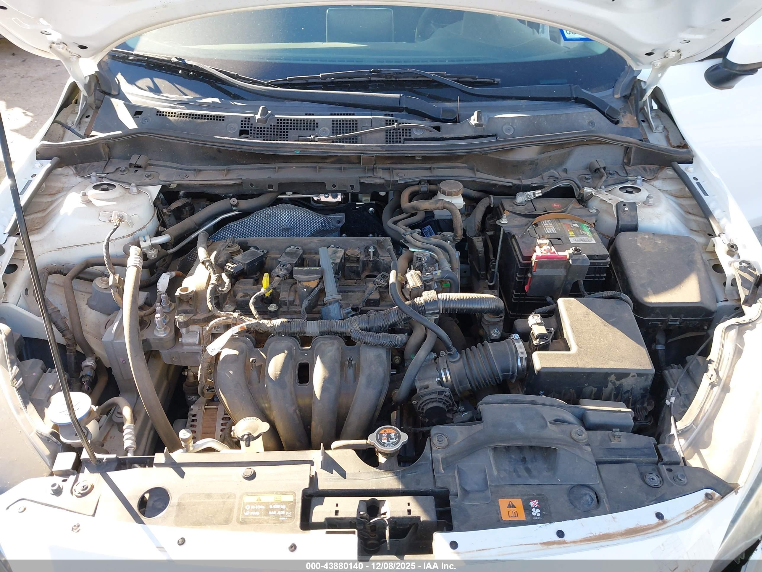 TOYOTA YARIS image 10