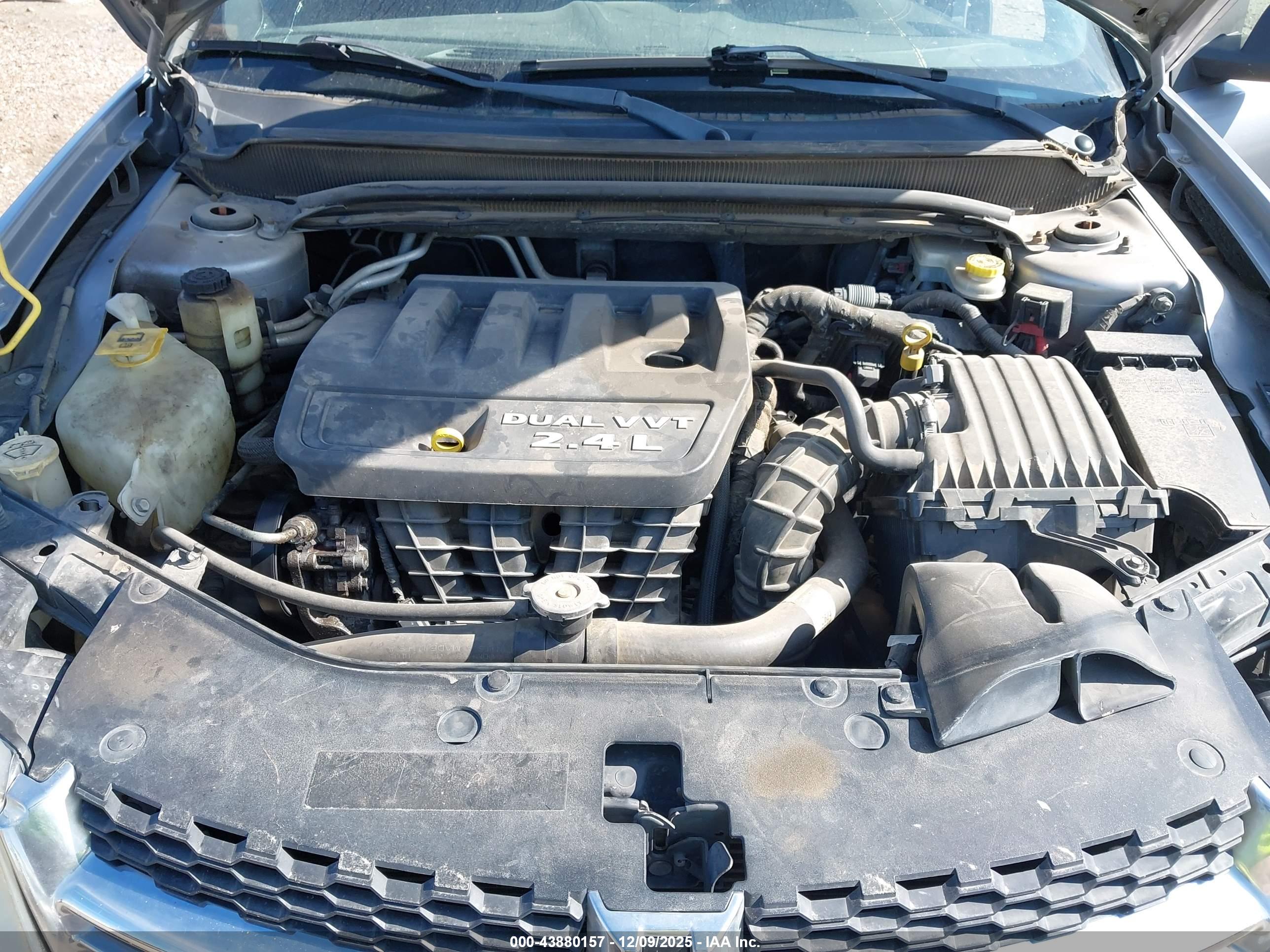 DODGE AVENGER image 10