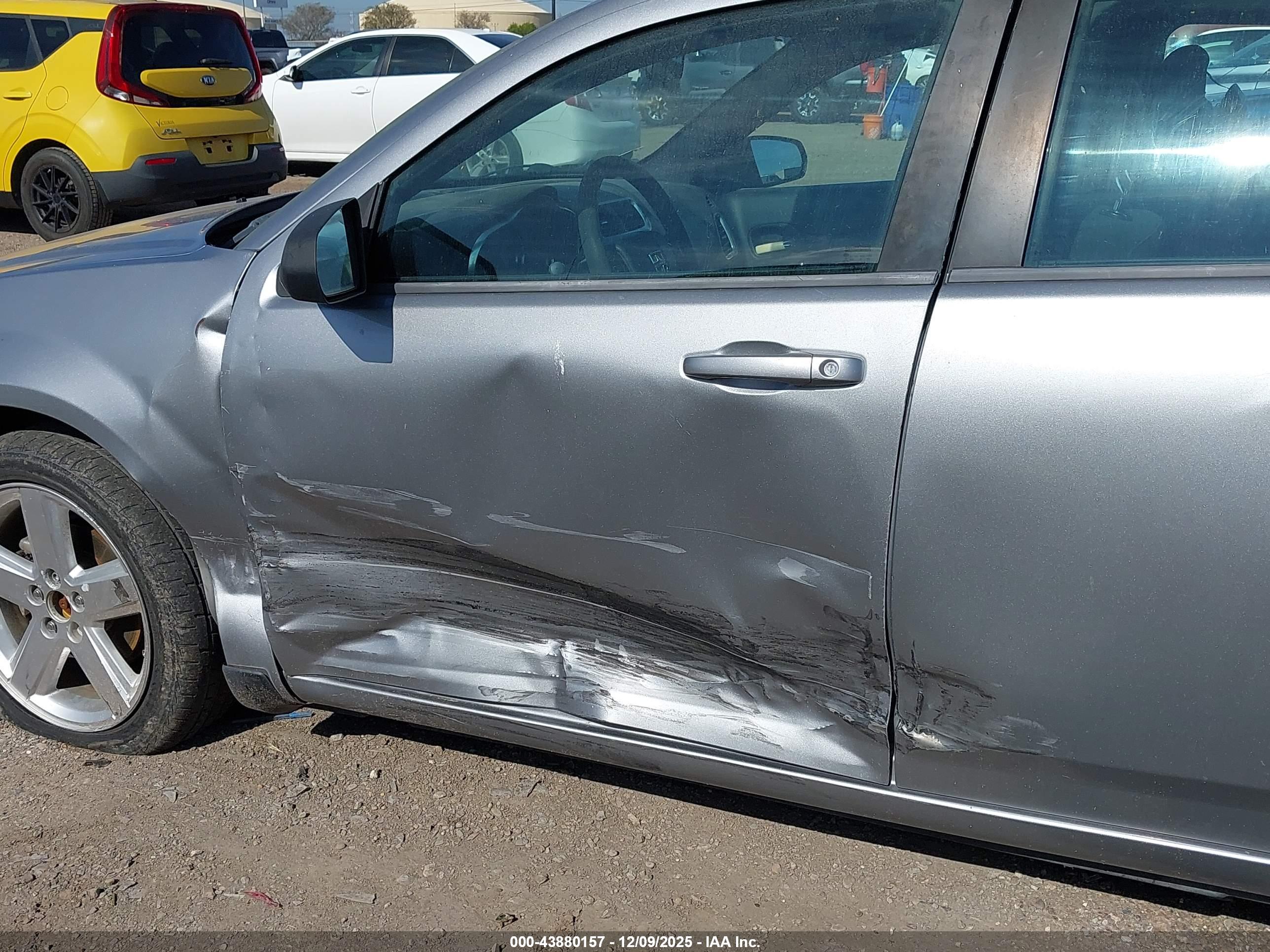 DODGE AVENGER image 6