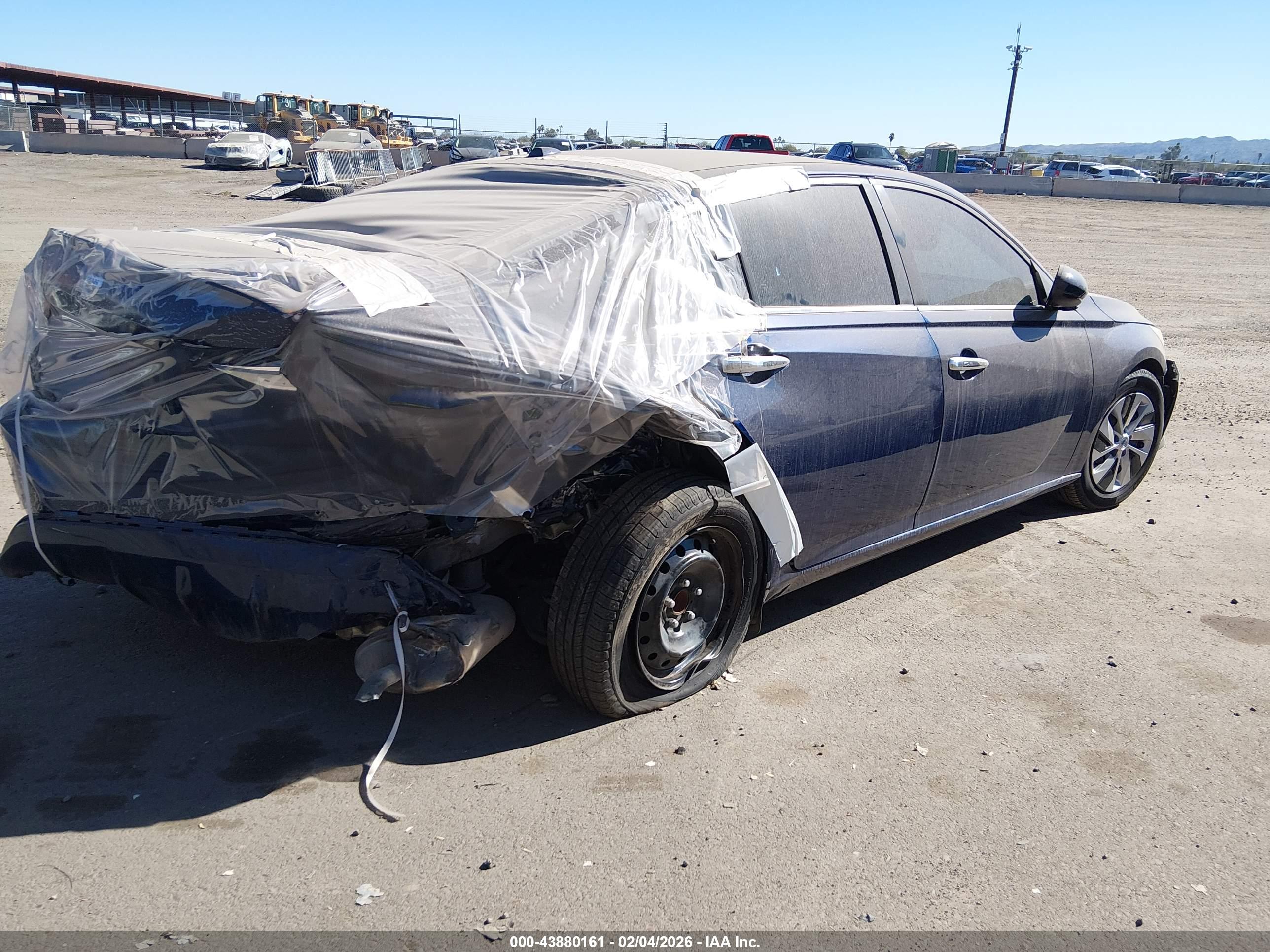 NISSAN ALTIMA image 4
