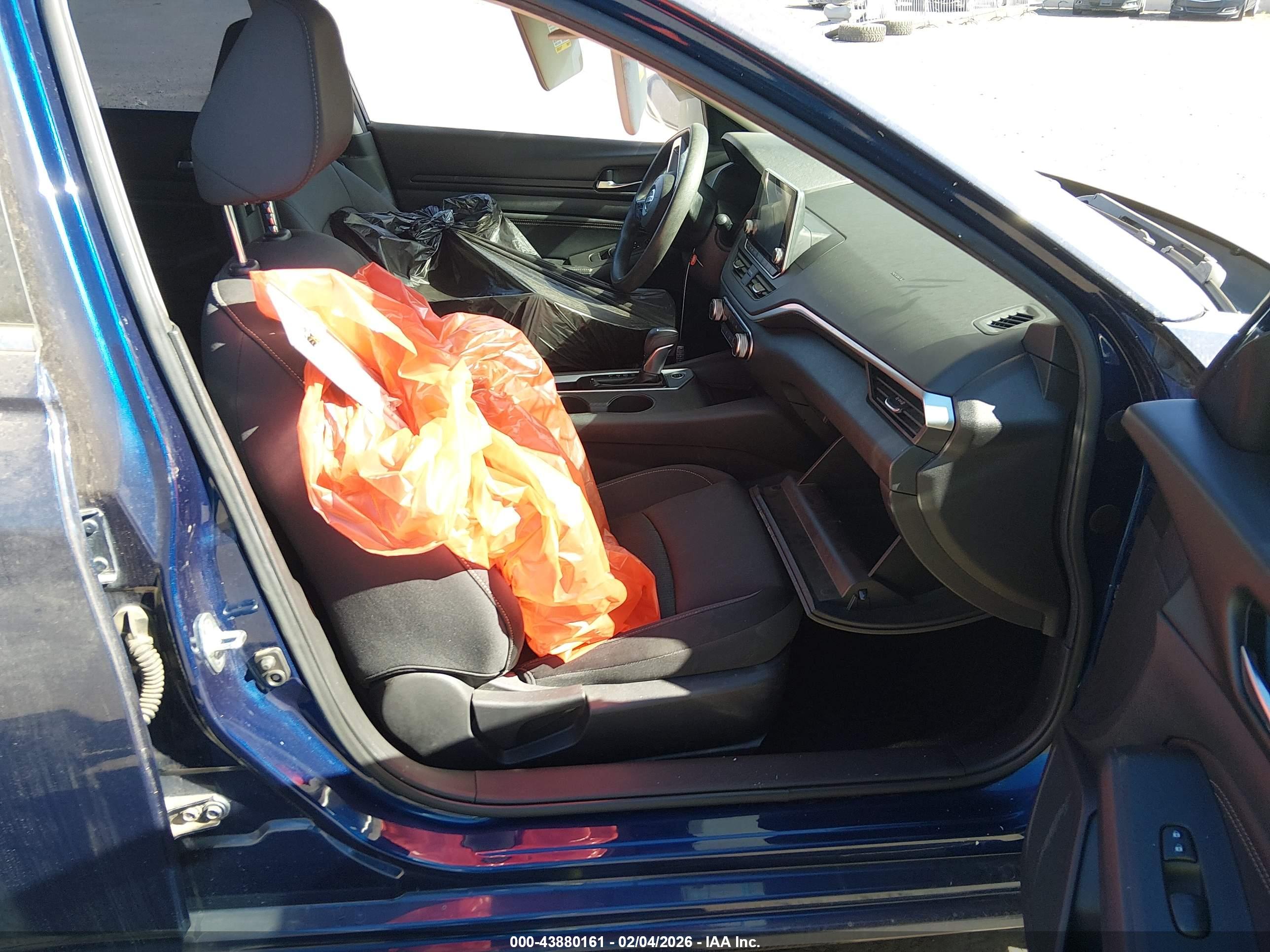 NISSAN ALTIMA image 5