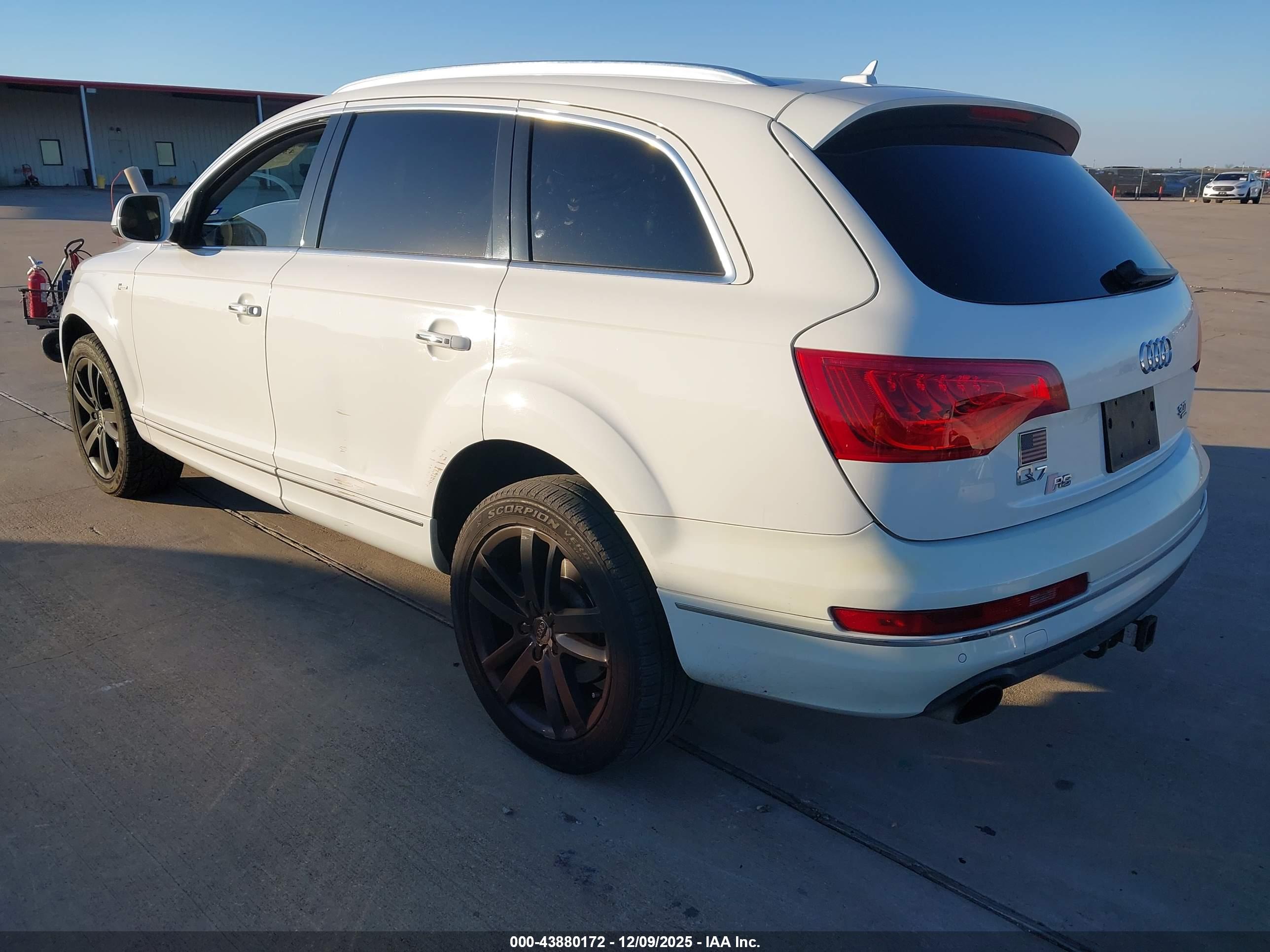 AUDI Q7 image 3