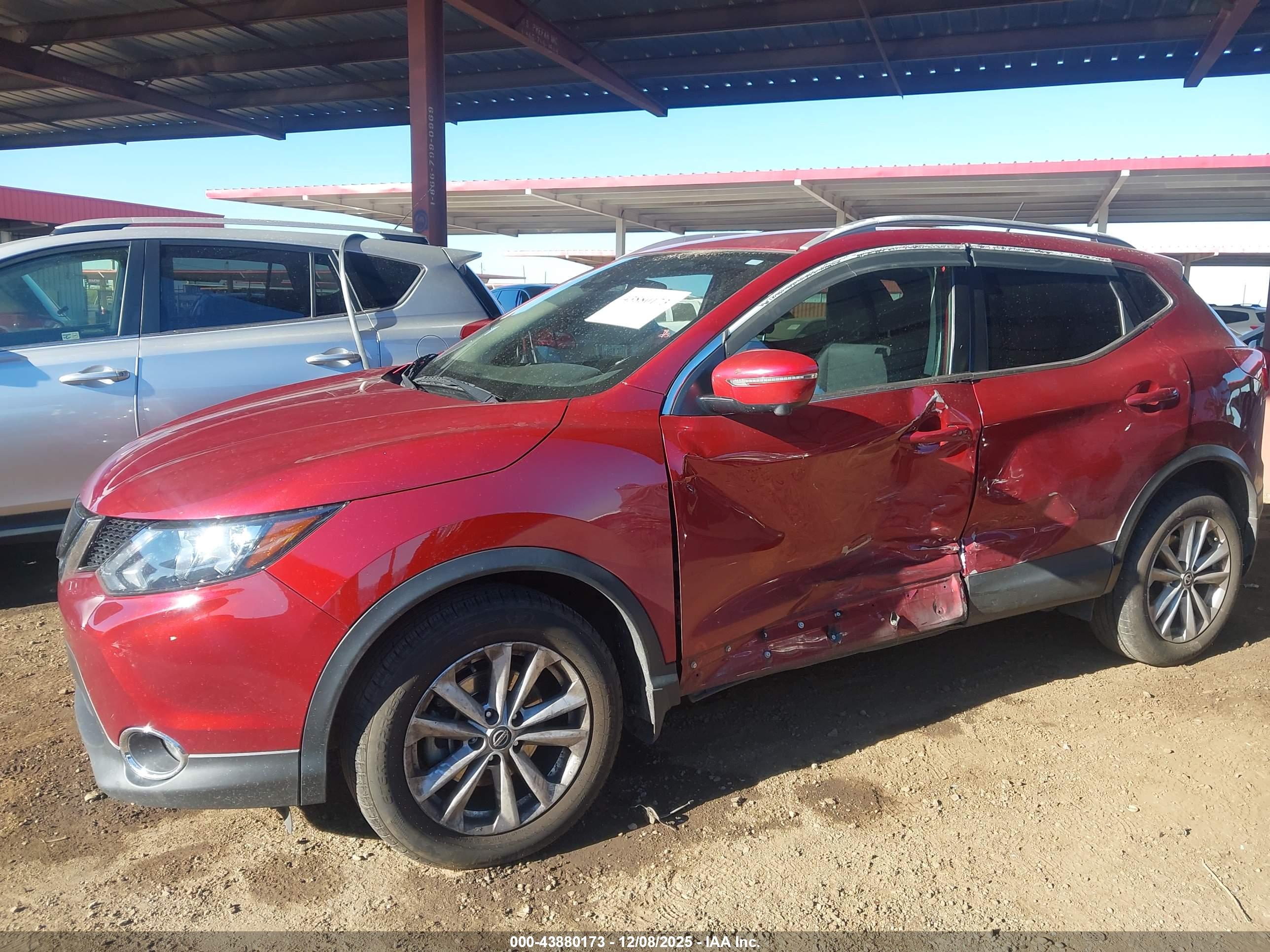 NISSAN ROGUE image 6