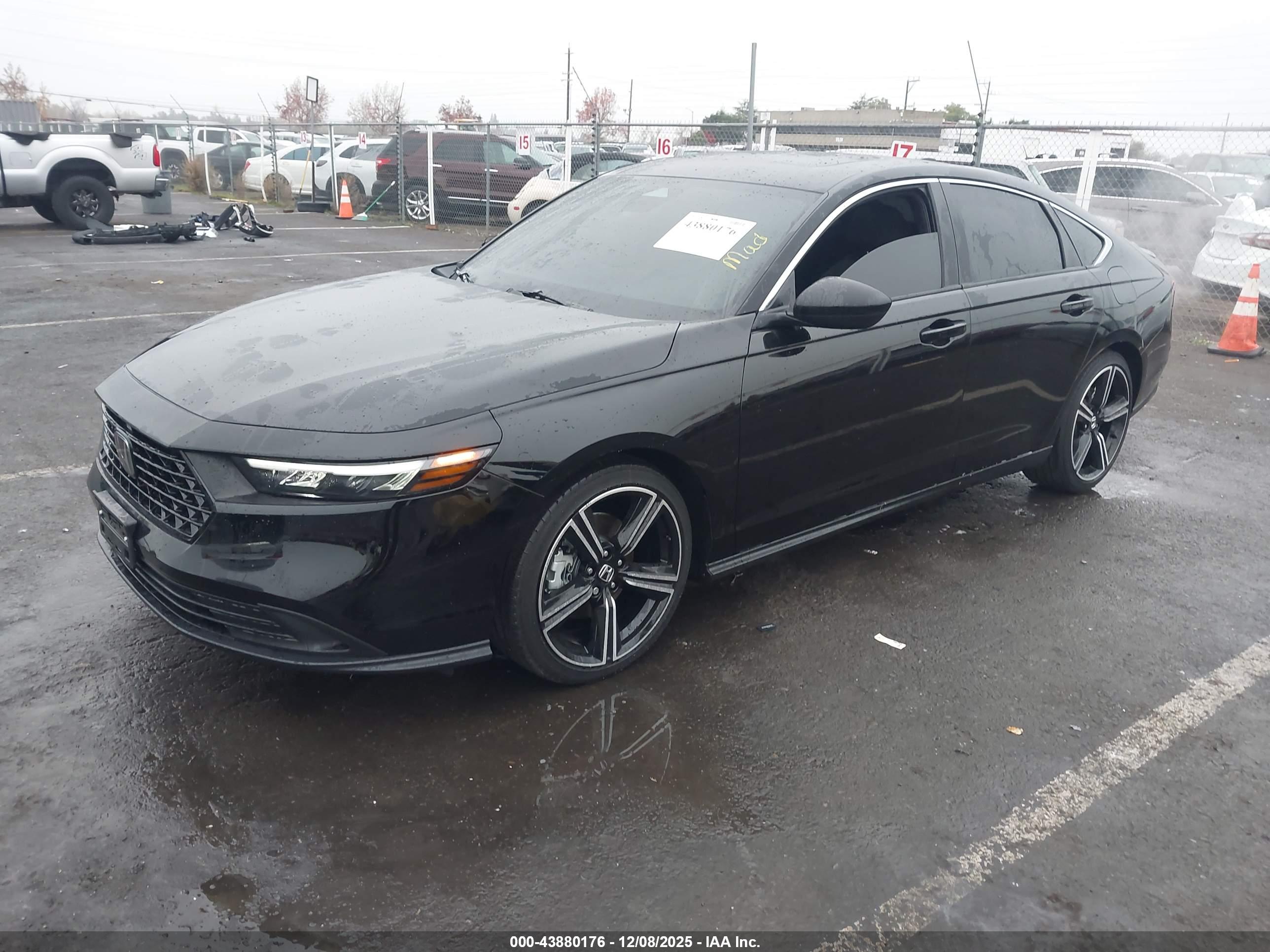HONDA ACCORD image 2