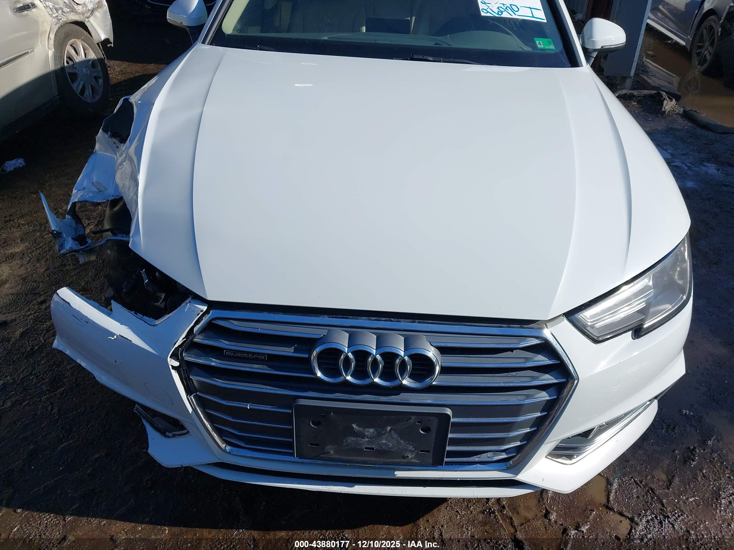 AUDI A4 image 10