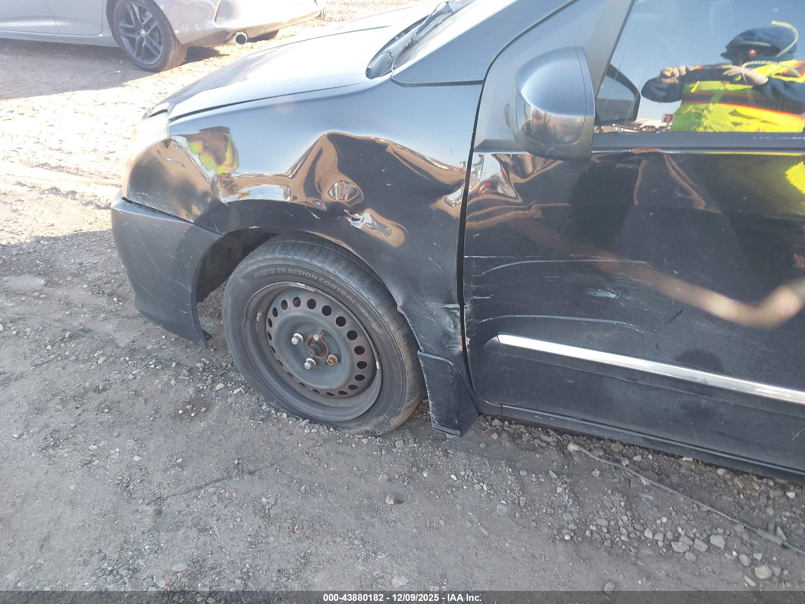 NISSAN SENTRA image 6