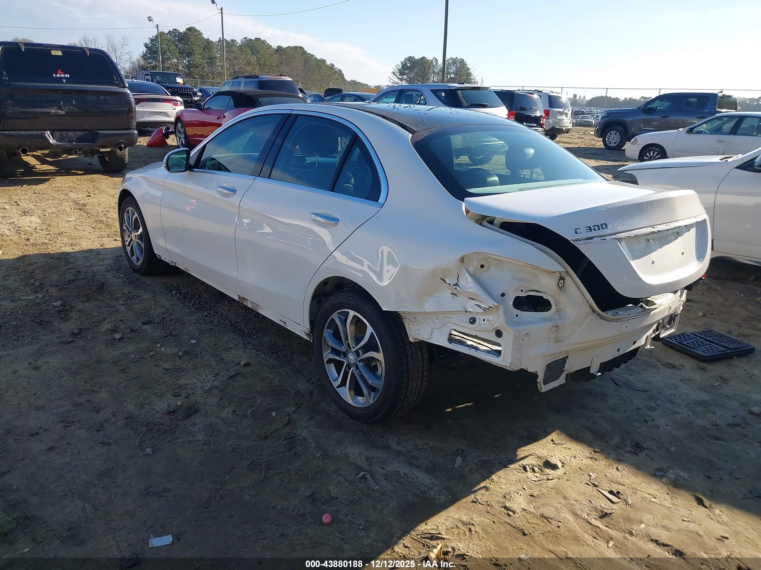 MERCEDES-BENZ C image 3