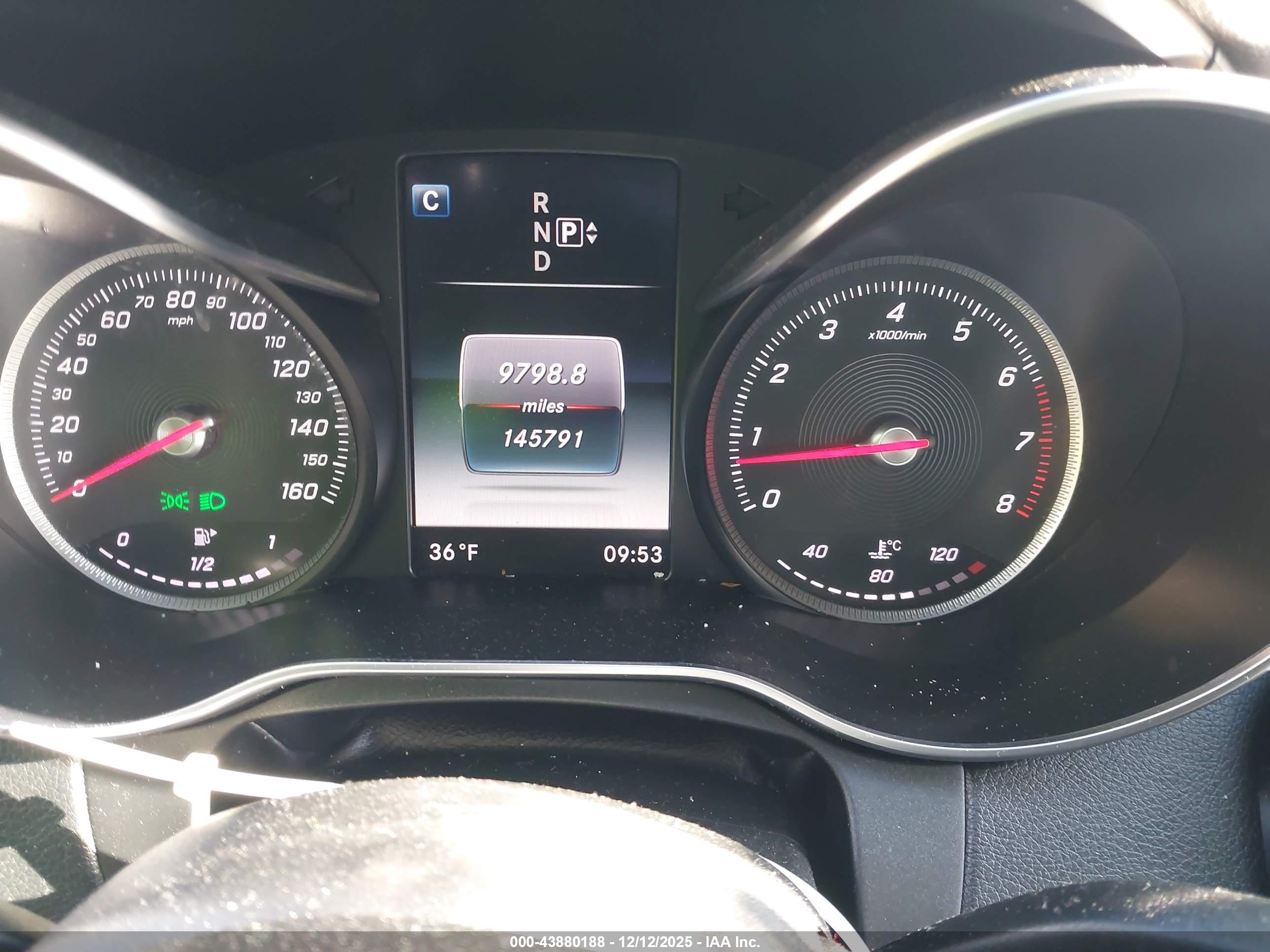 MERCEDES-BENZ C image 7
