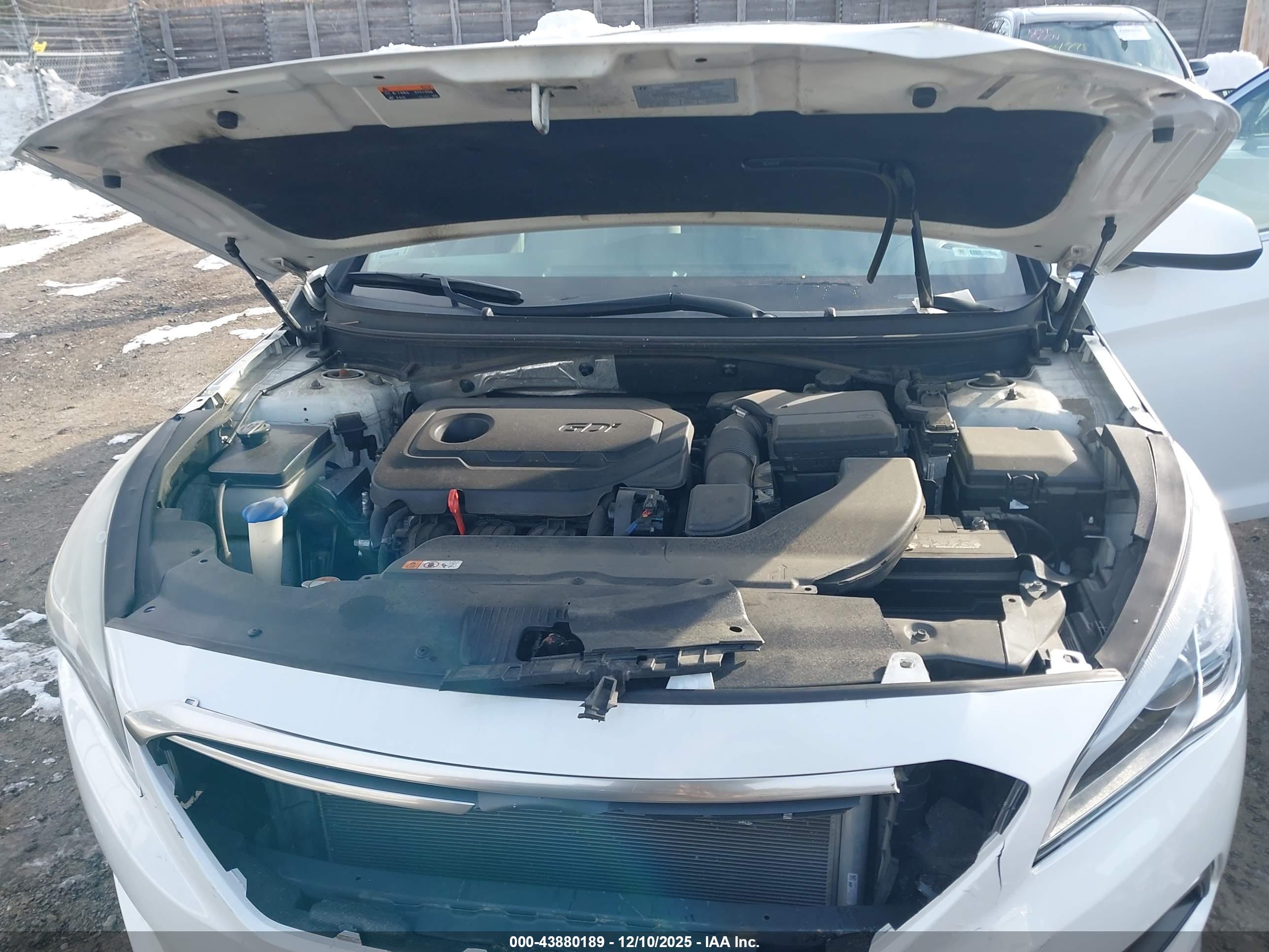 HYUNDAI SONATA image 10