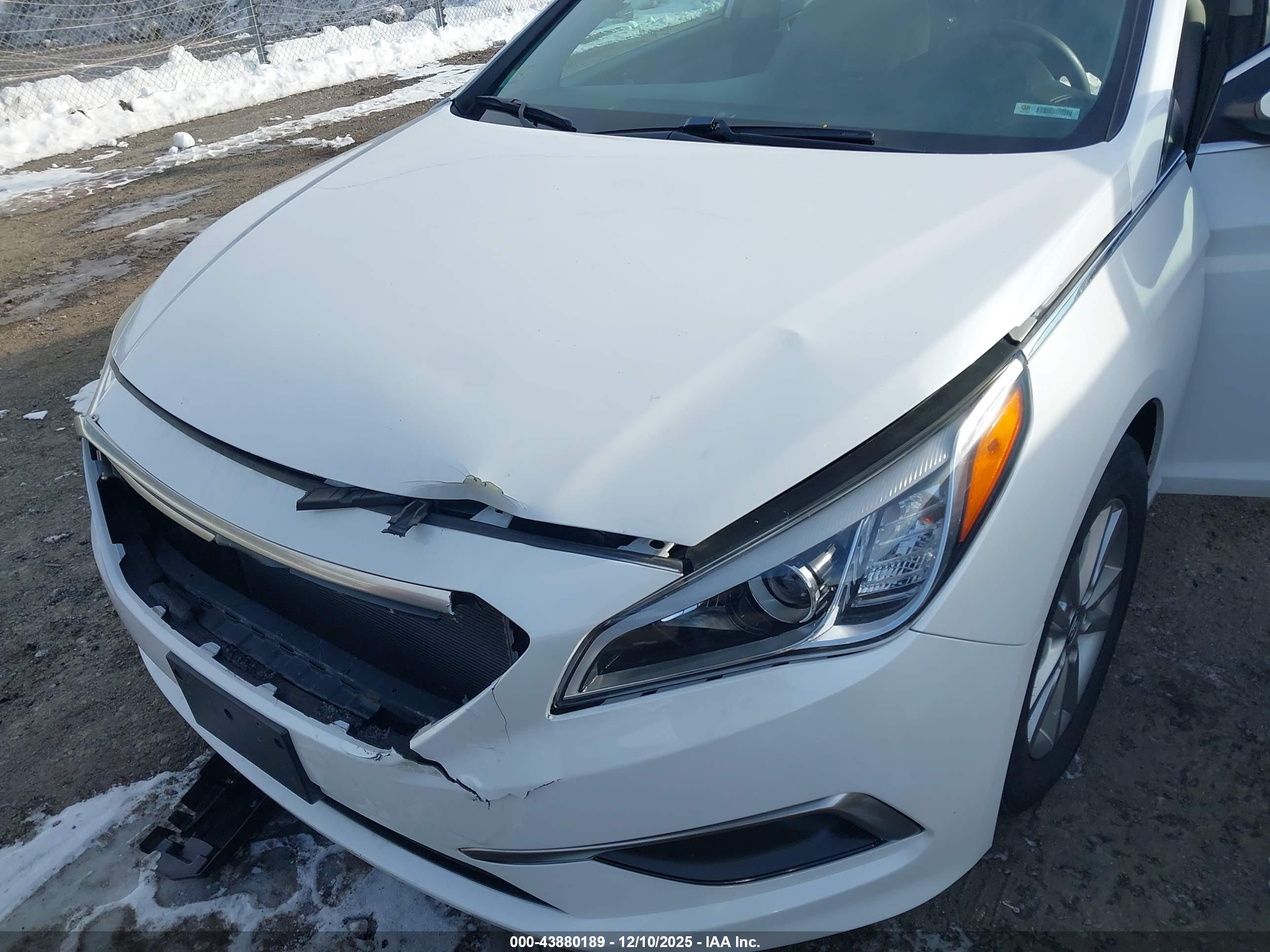 HYUNDAI SONATA image 6