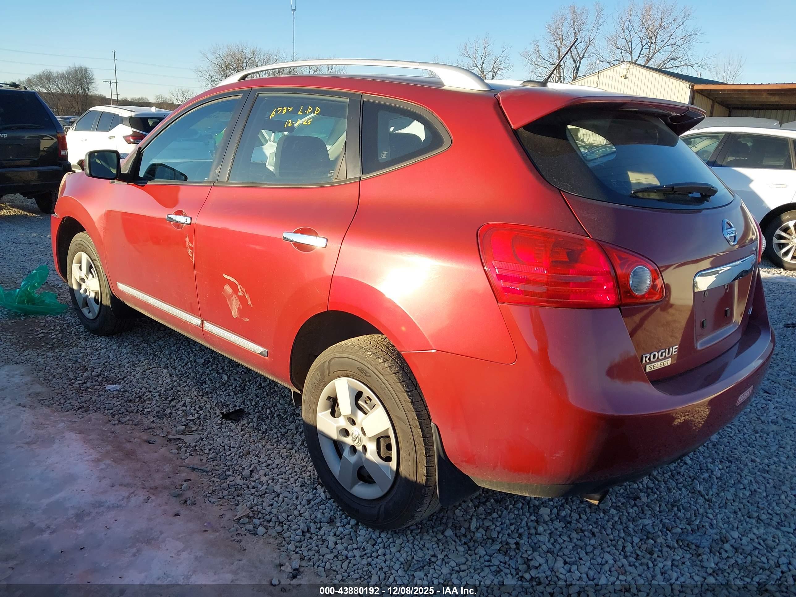 NISSAN ROGUE image 3