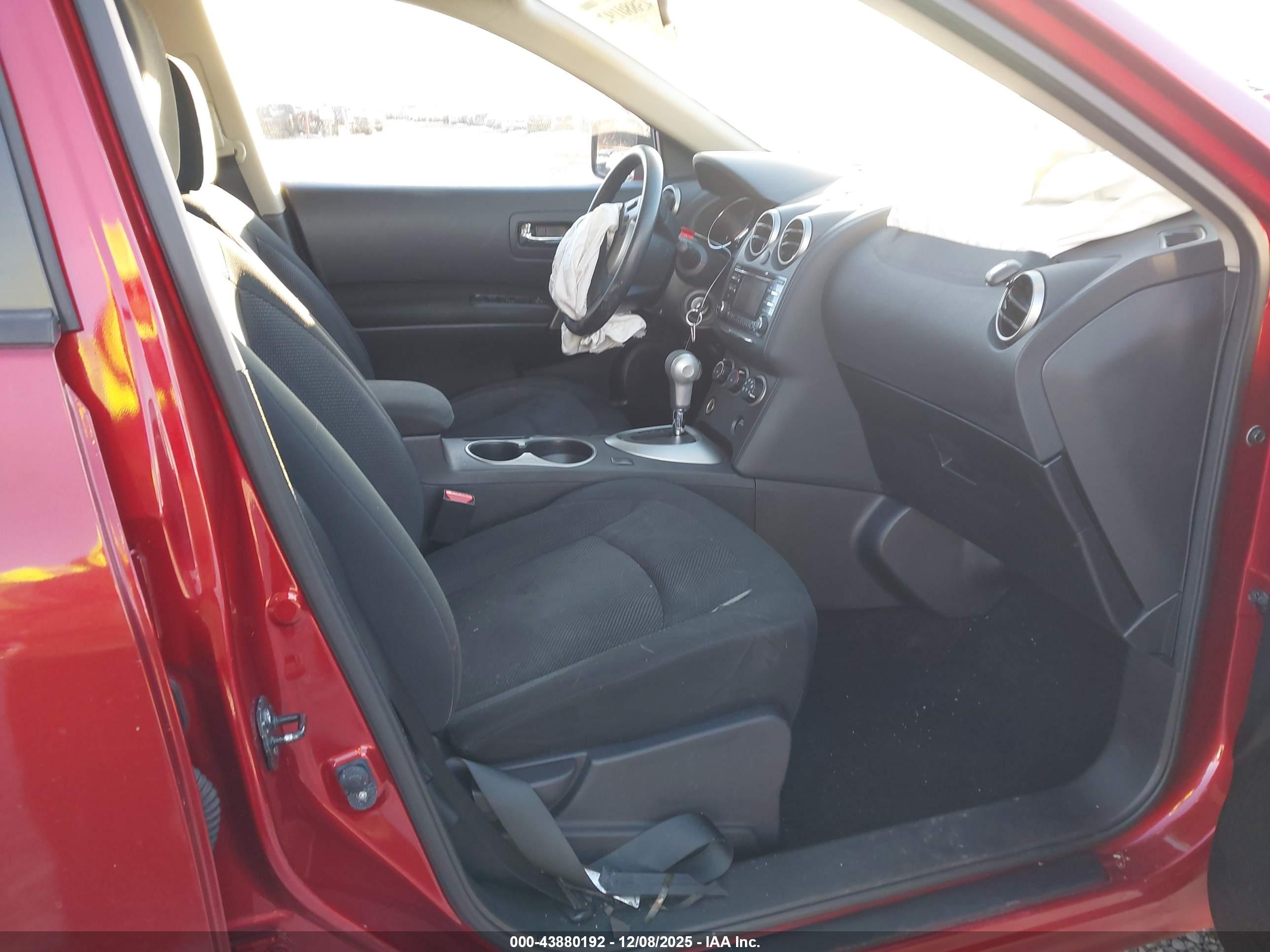 NISSAN ROGUE image 5