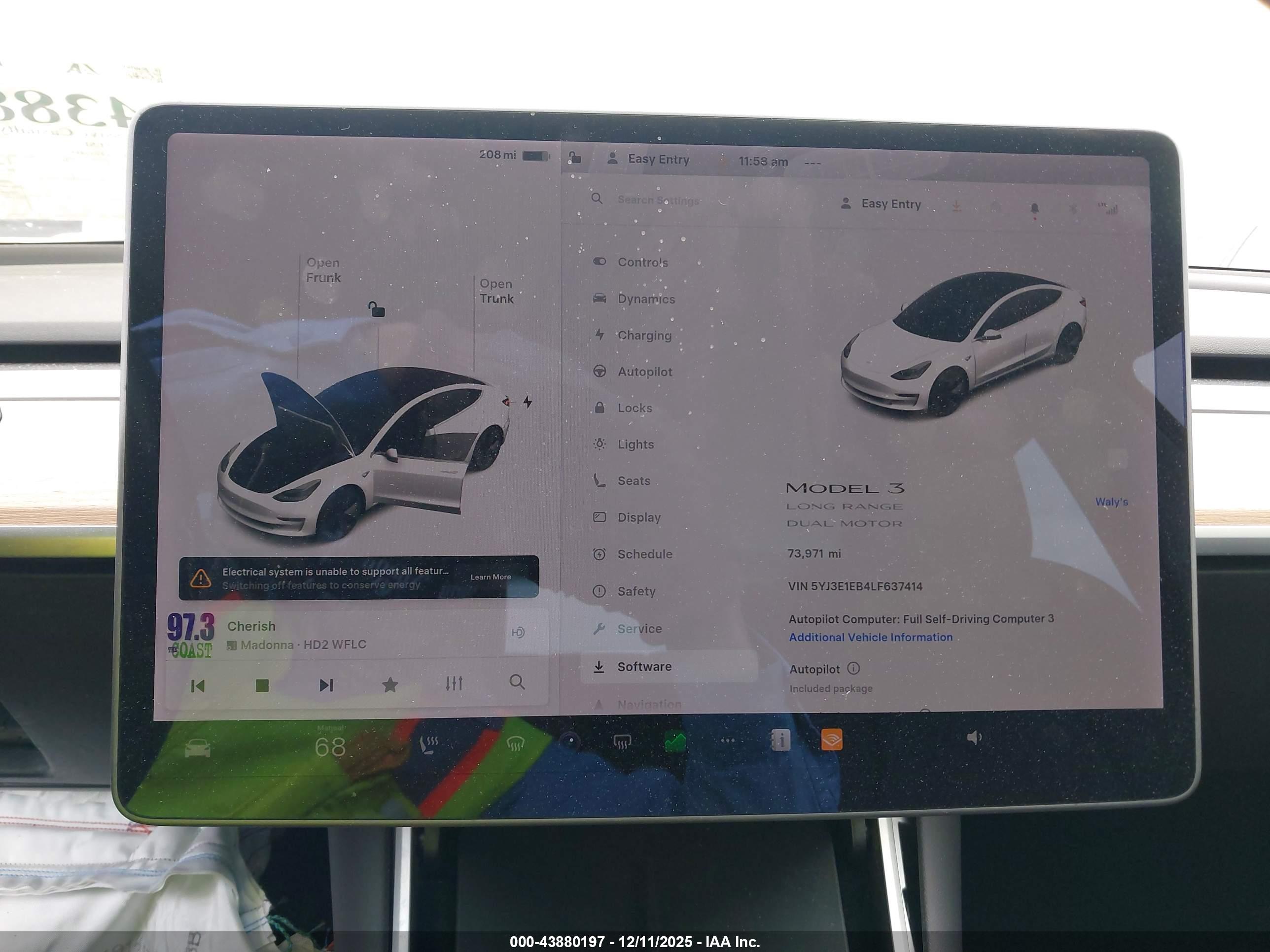 TESLA MODEL image 7