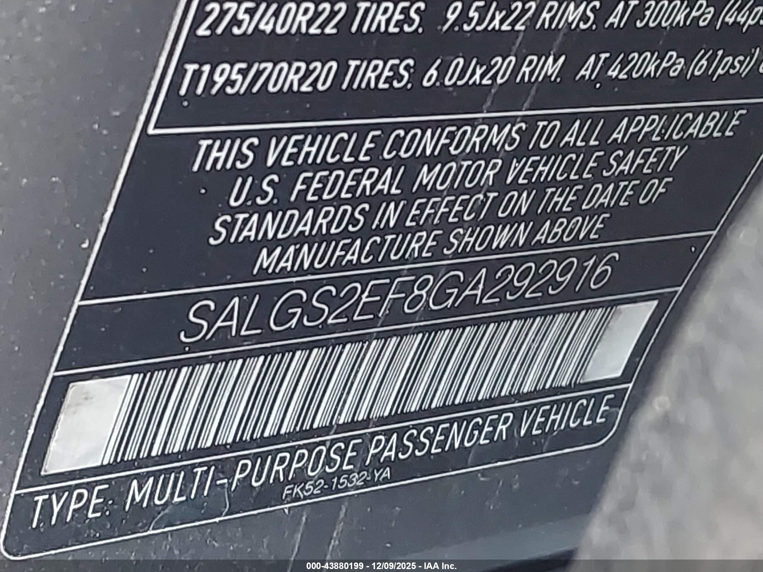 LAND ROVER image 9