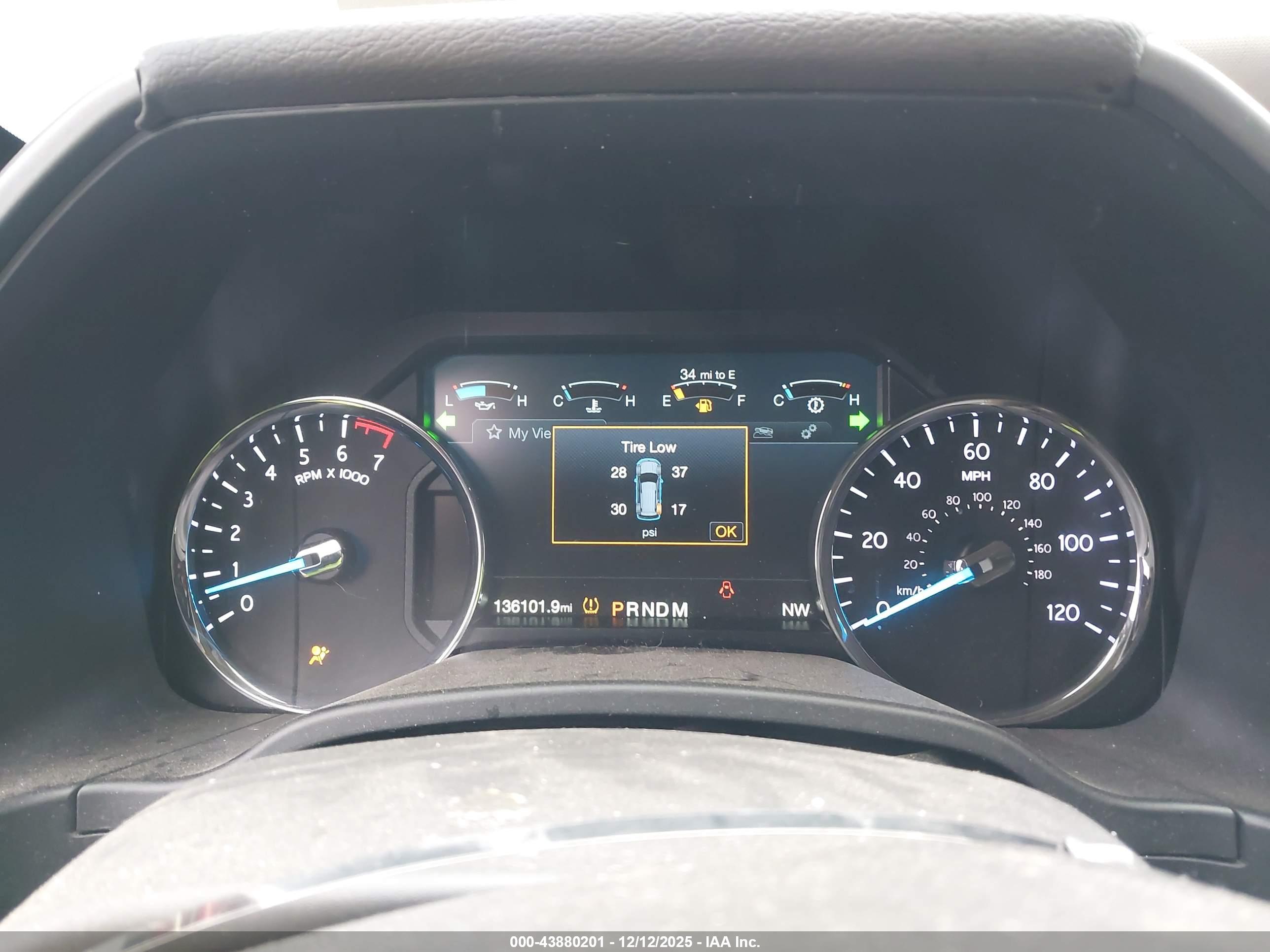 FORD EXPEDITION image 7