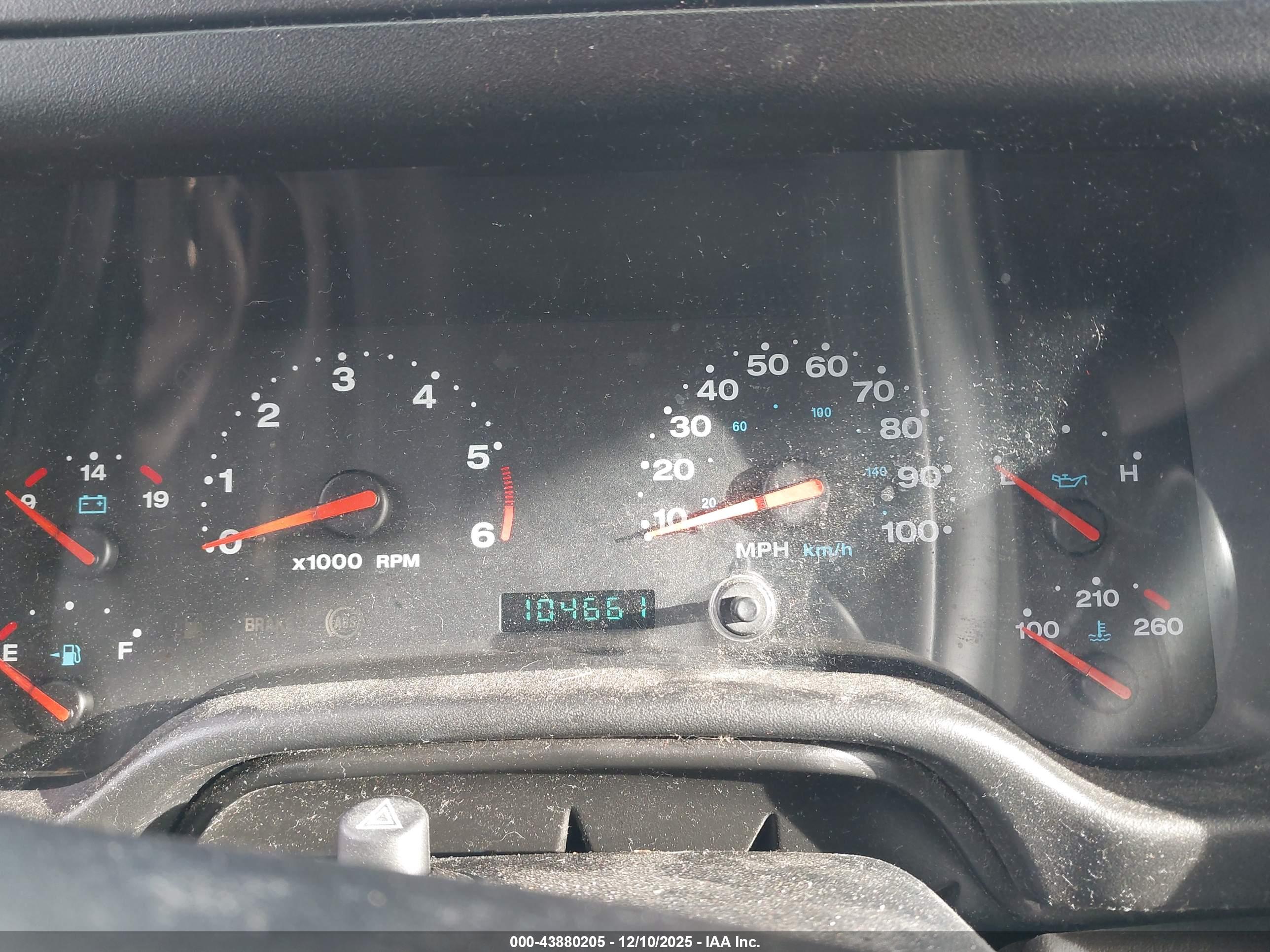 JEEP WRANGLER image 7