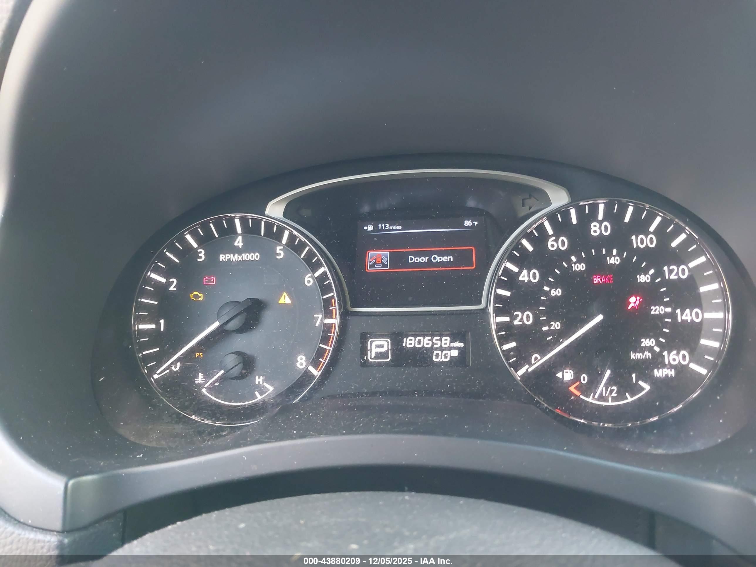 NISSAN ALTIMA image 7