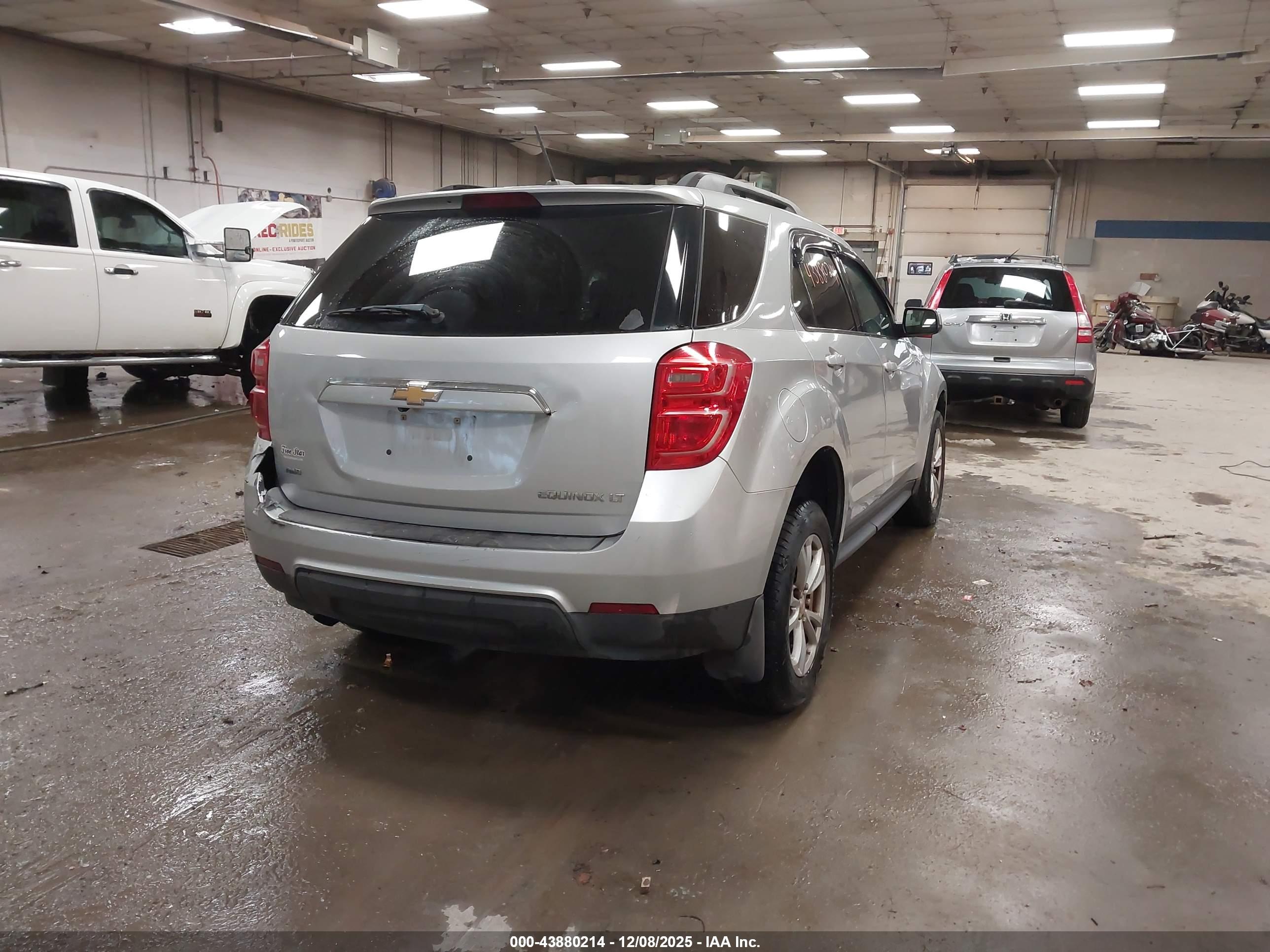 CHEVROLET EQUINOX image 4