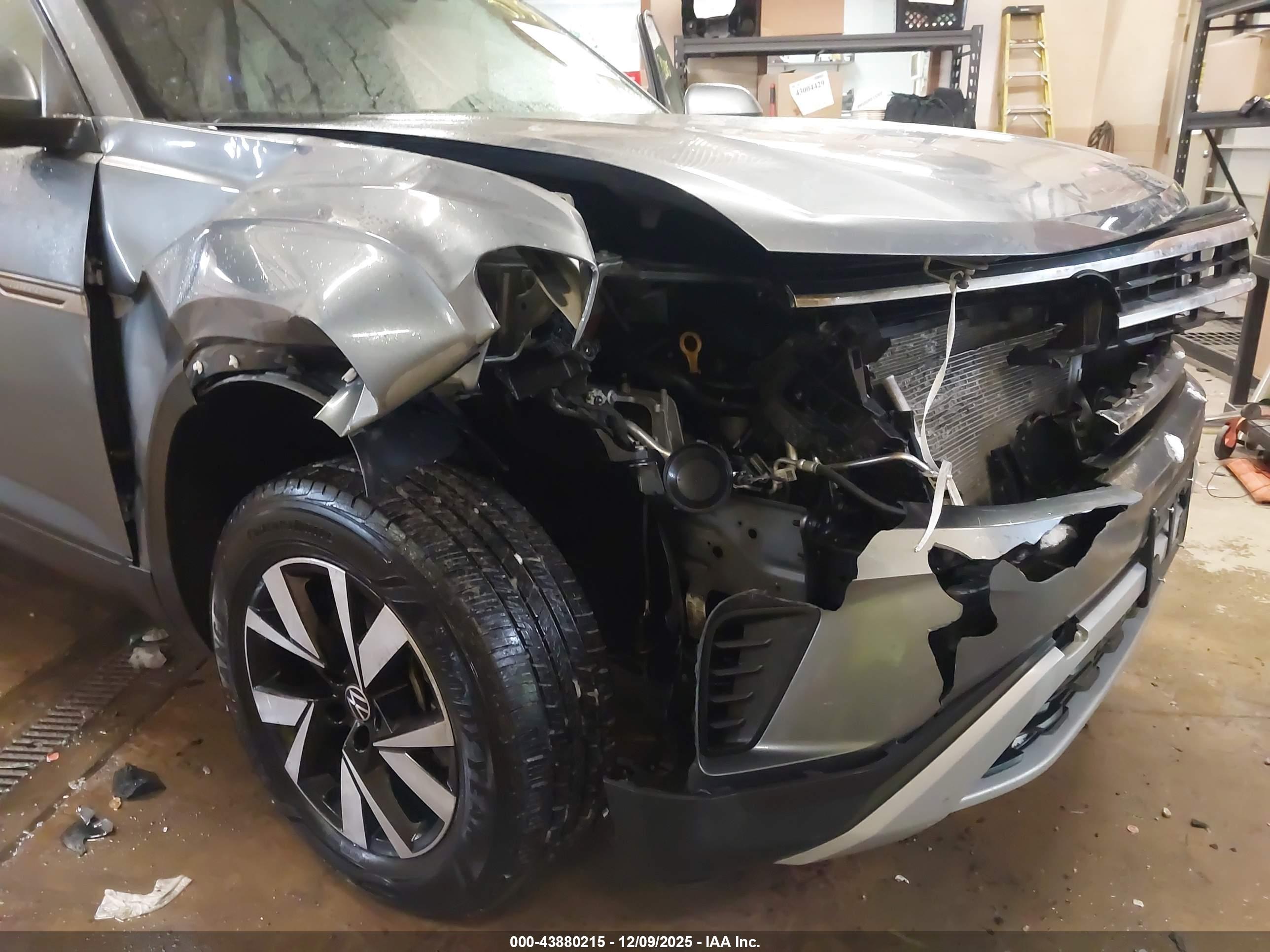 VOLKSWAGEN ATLAS image 6