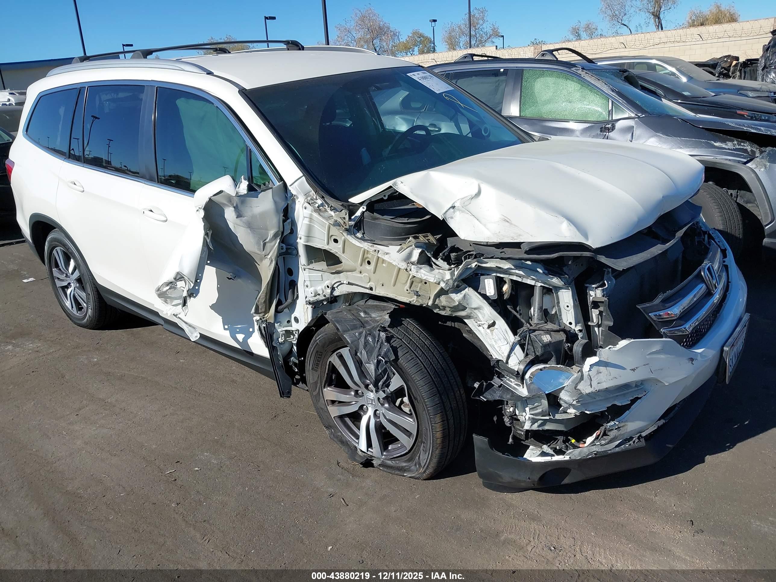 HONDA PILOT image 6