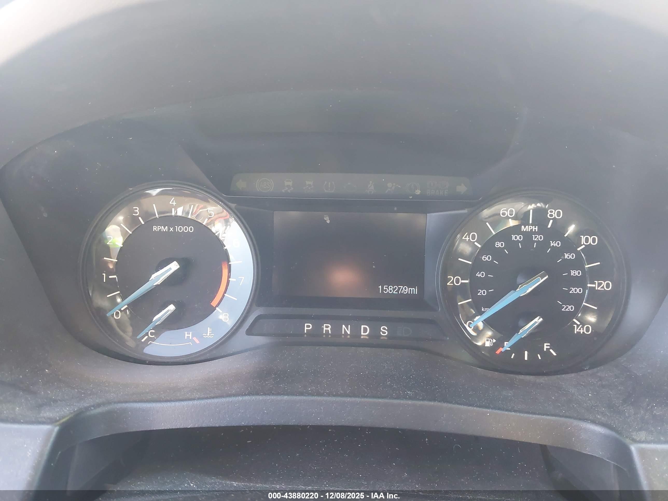 FORD EXPLORER image 7