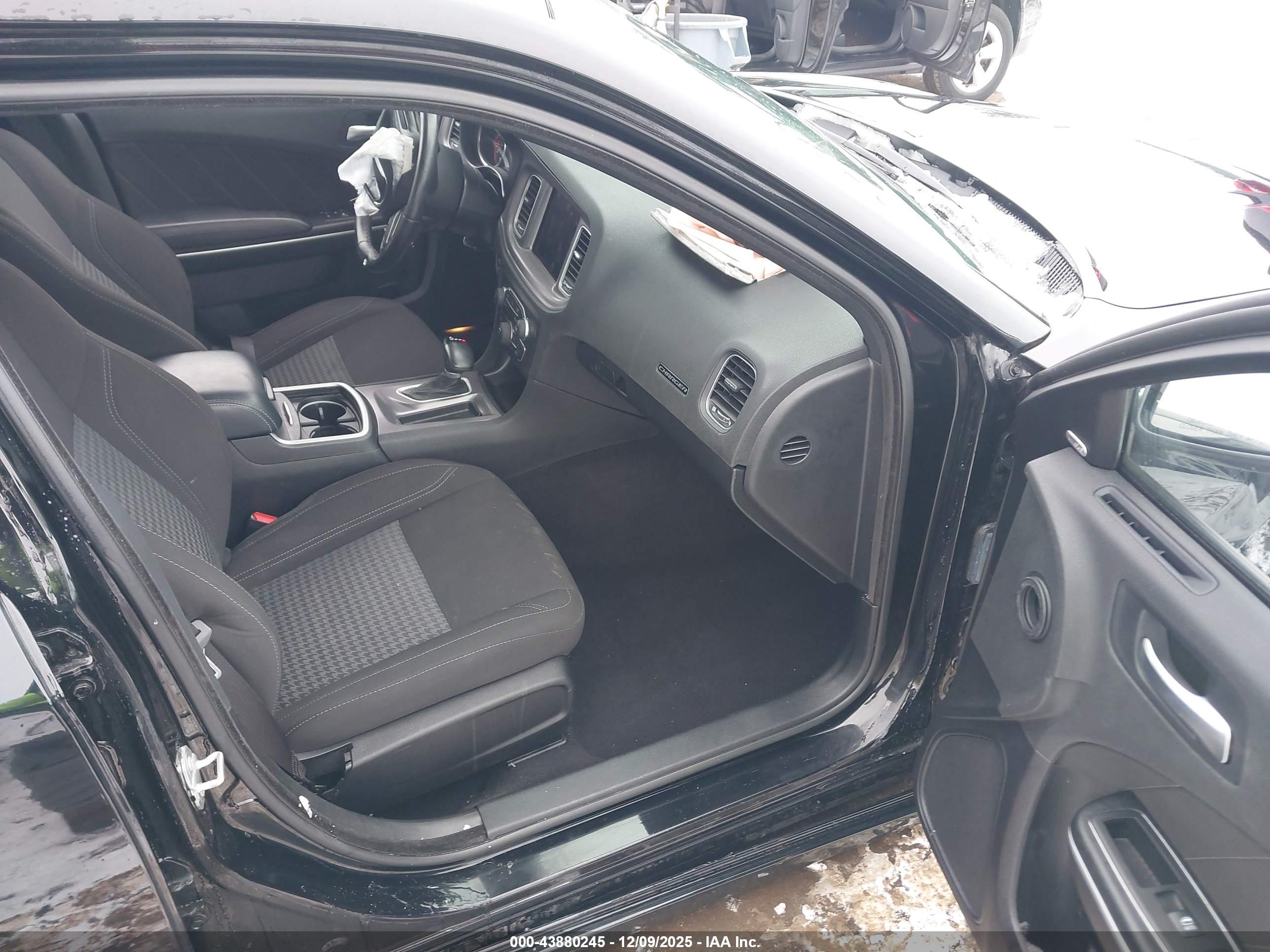DODGE CHARGER image 5