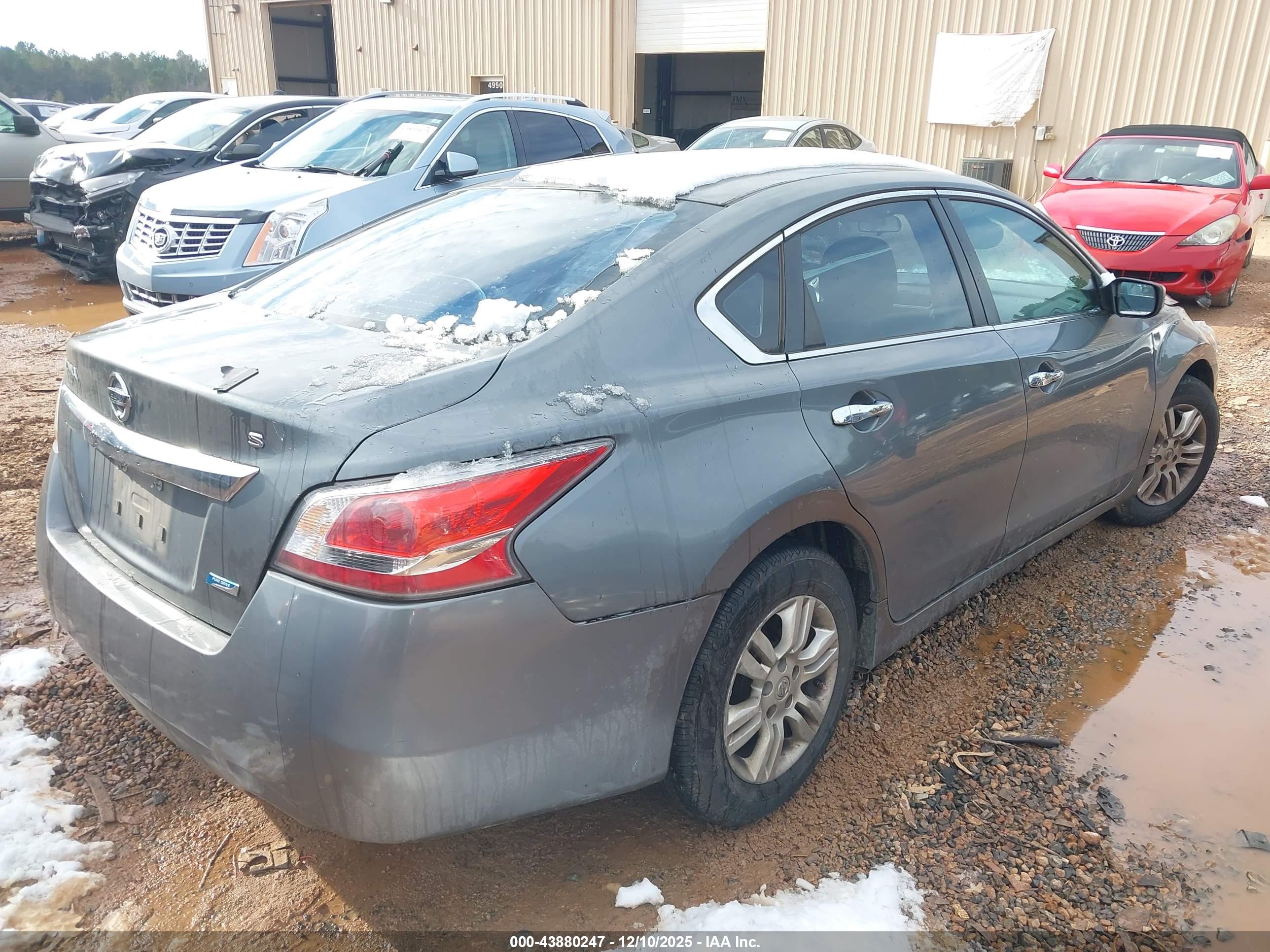 NISSAN ALTIMA image 4