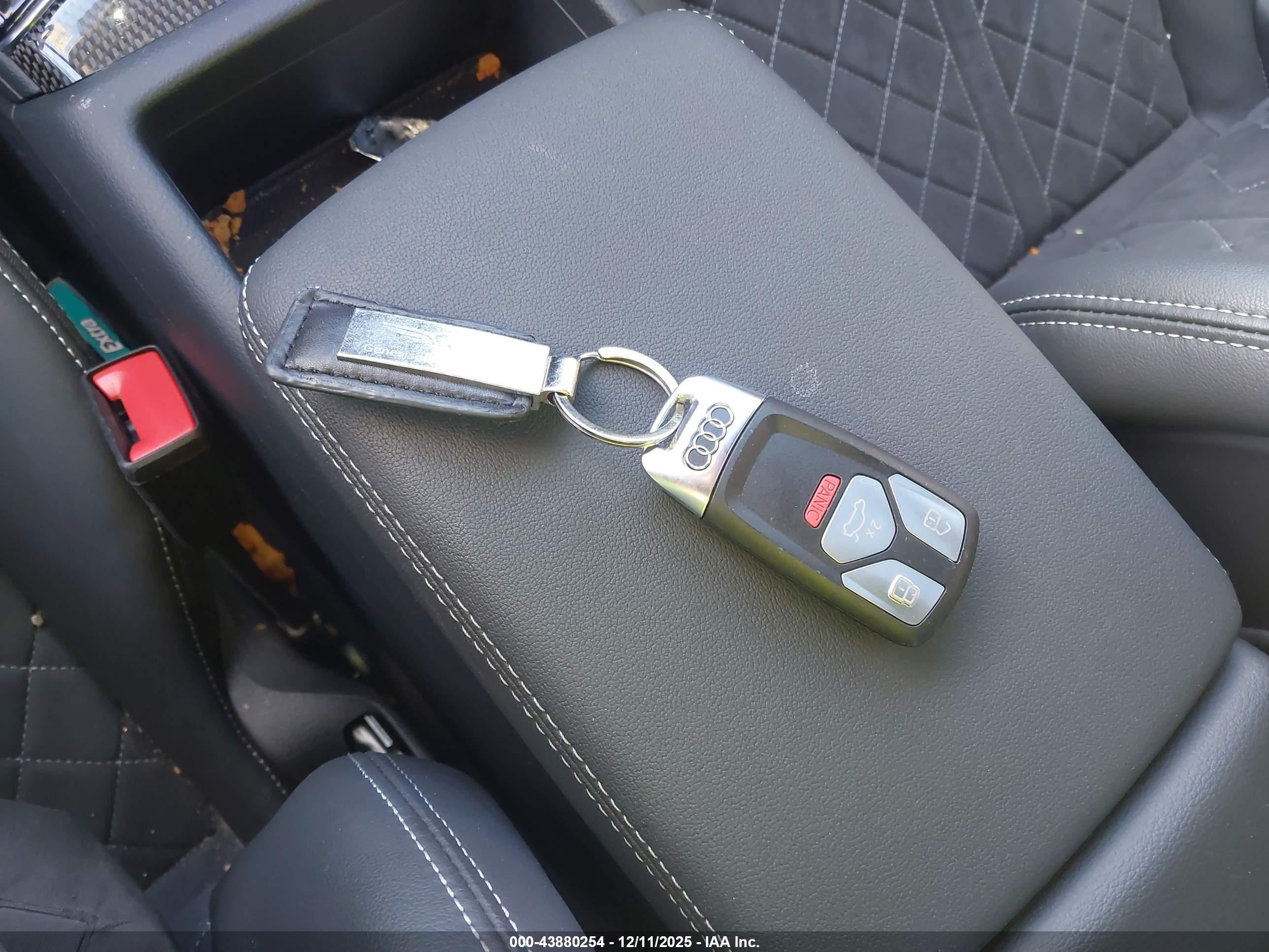 AUDI S5 image 11