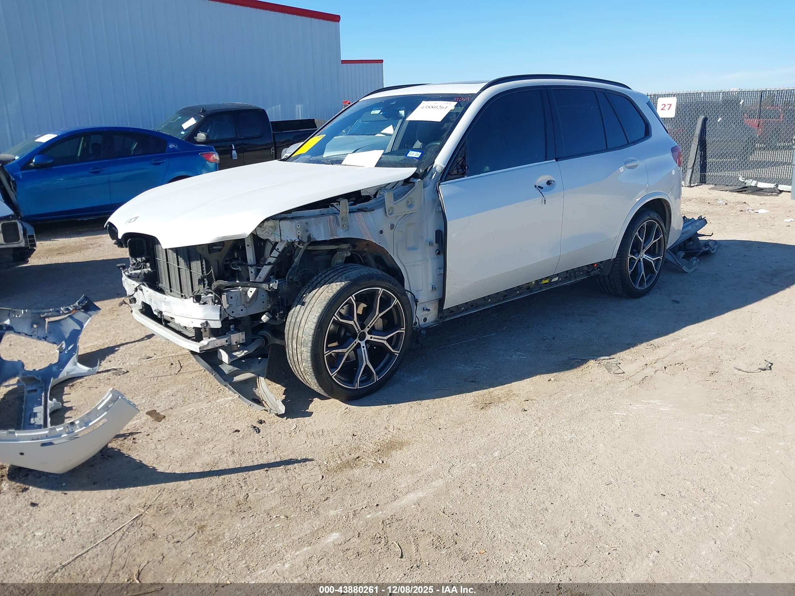 BMW X5 image 2