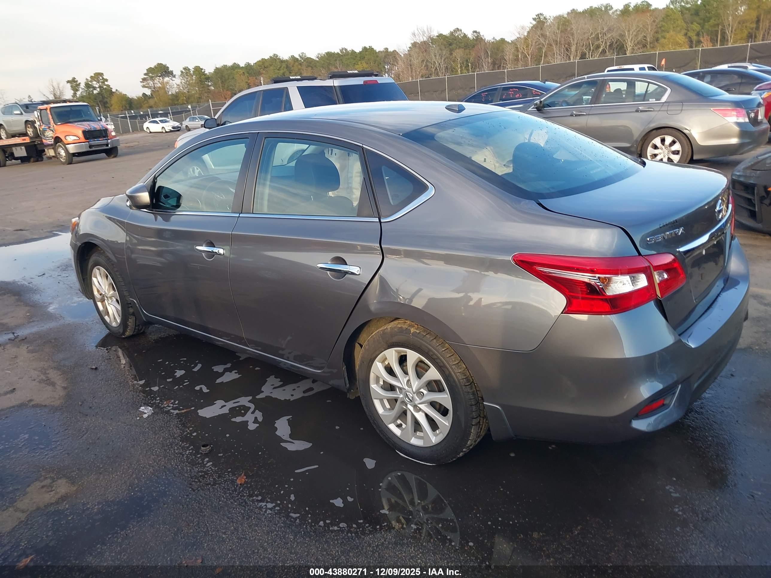 NISSAN SENTRA image 3