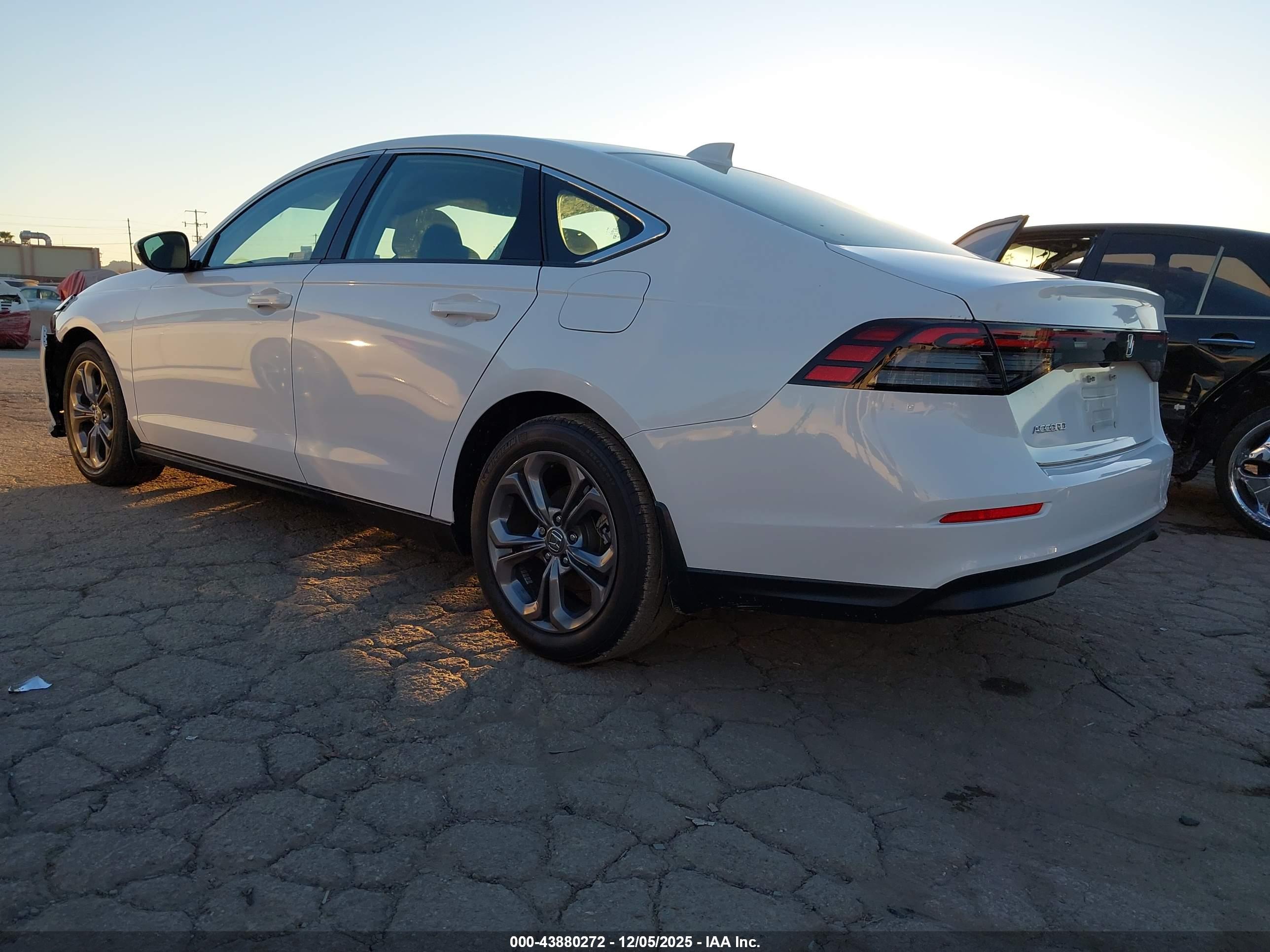 HONDA ACCORD image 3