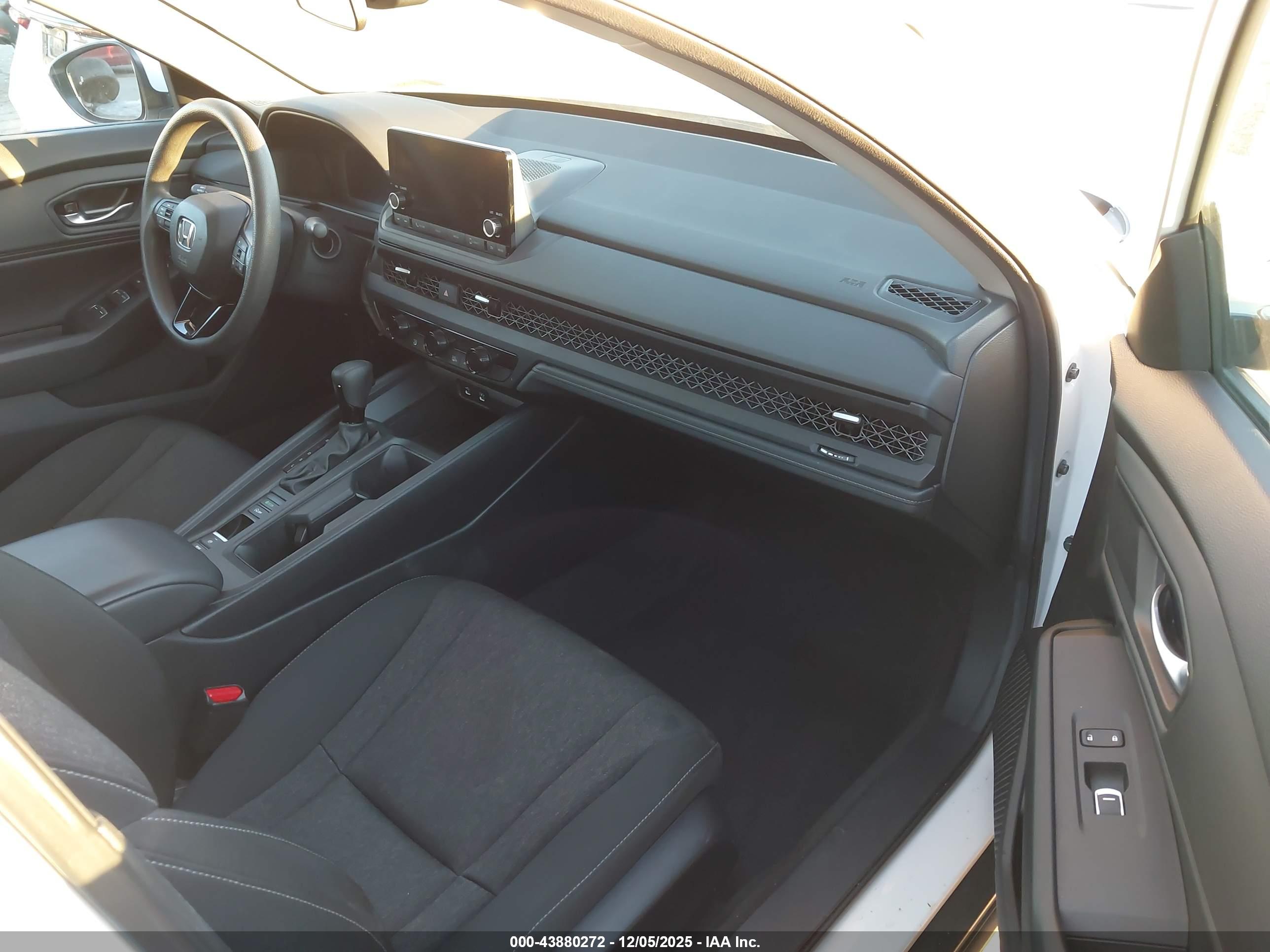 HONDA ACCORD image 5