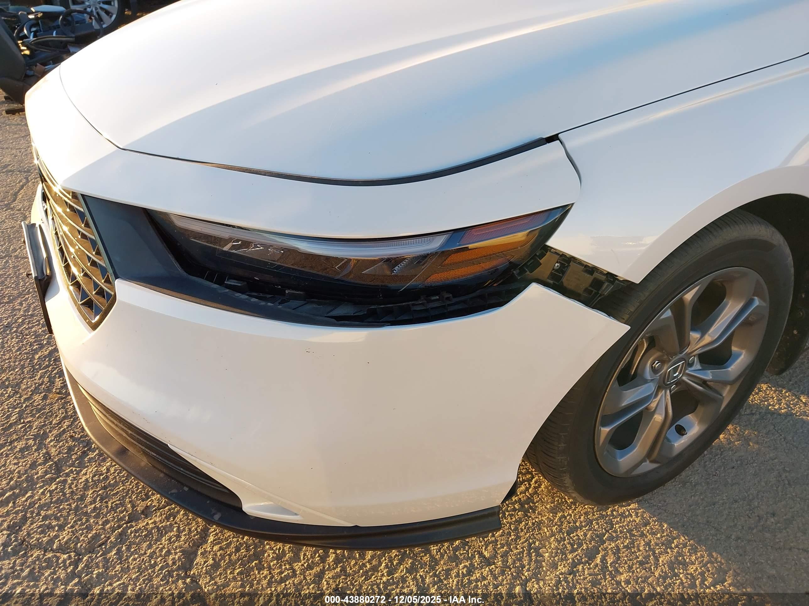 HONDA ACCORD image 6