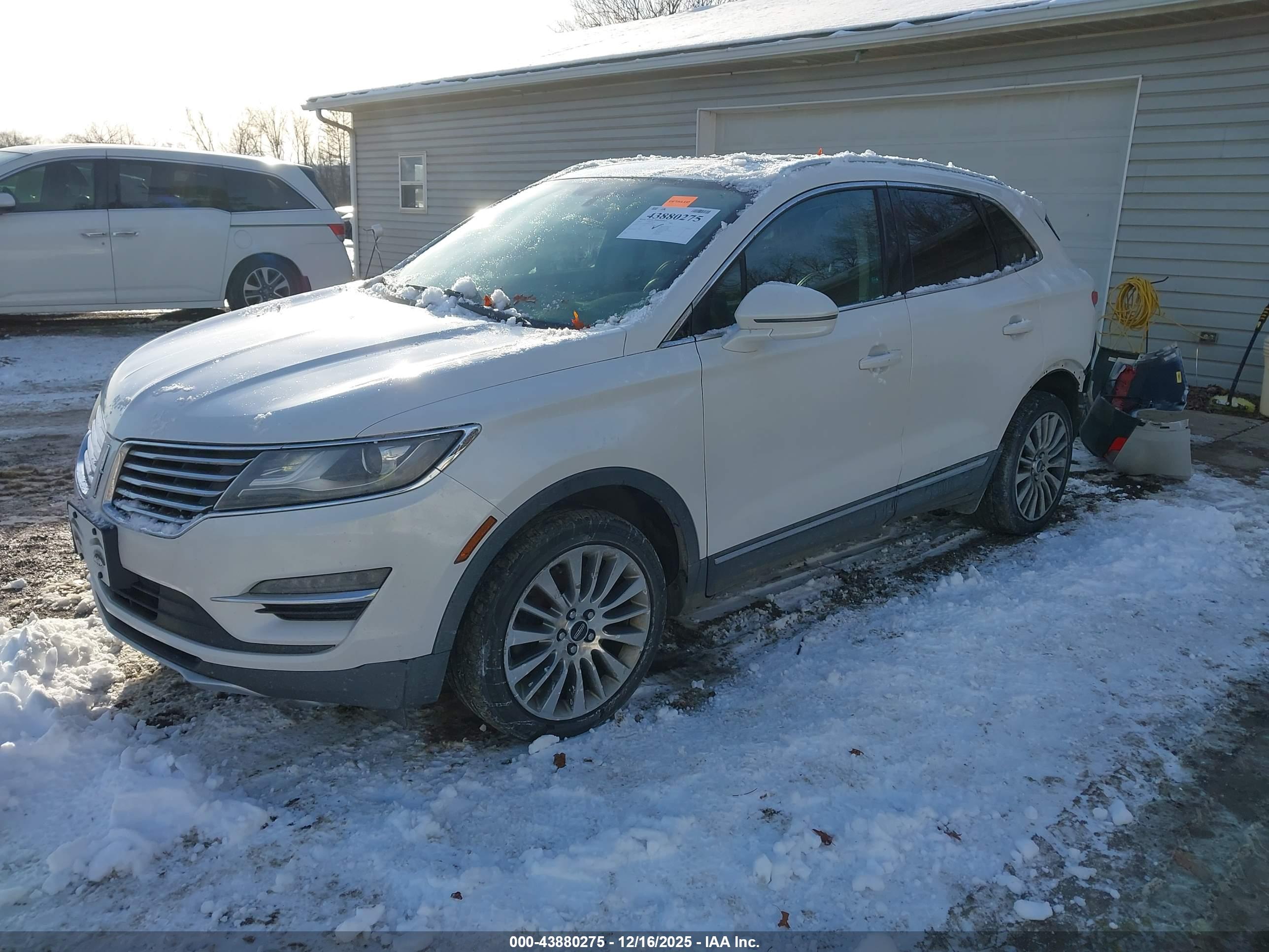 LINCOLN MKC image 2