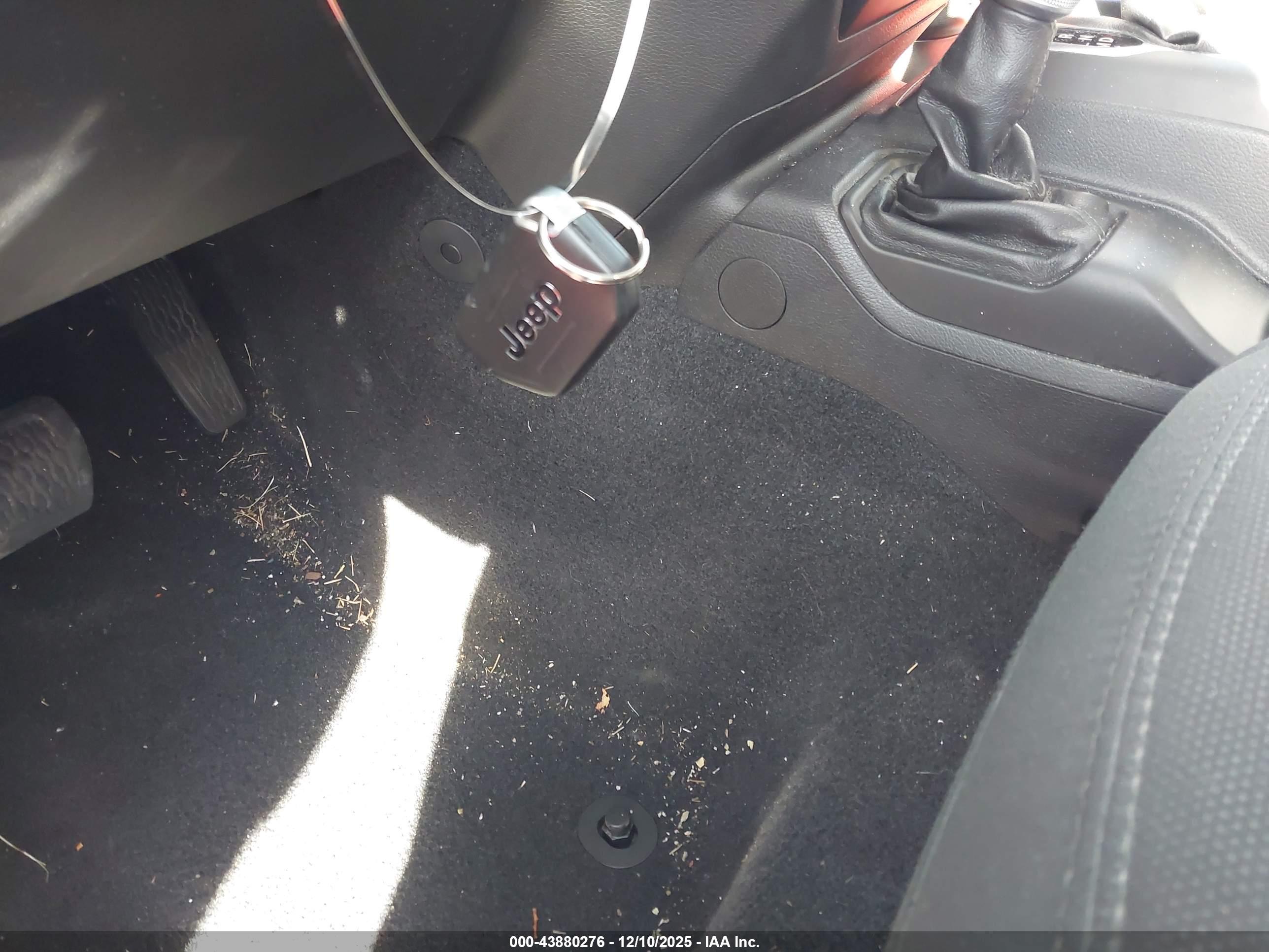 JEEP WRANGLER image 11