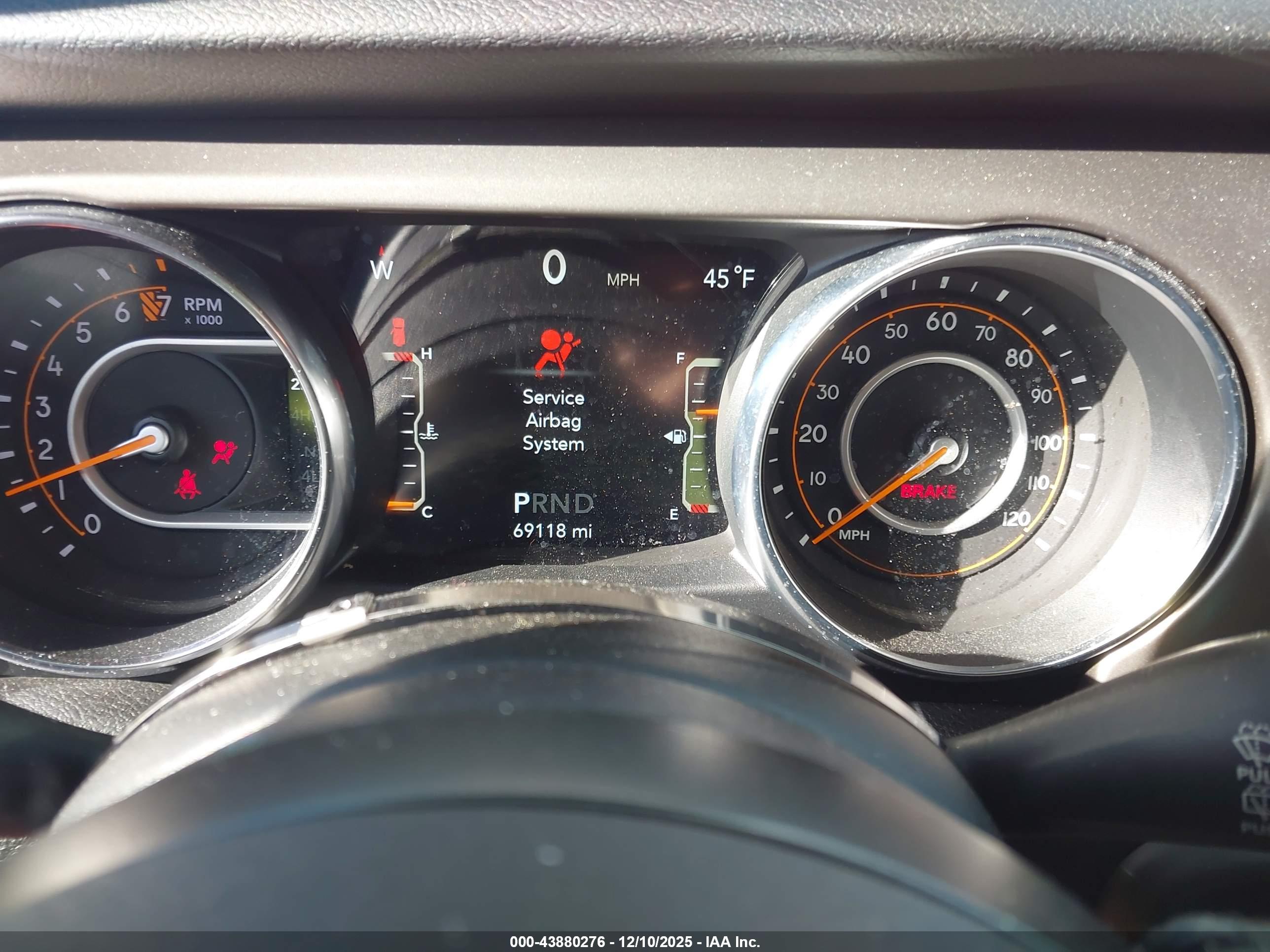 JEEP WRANGLER image 7