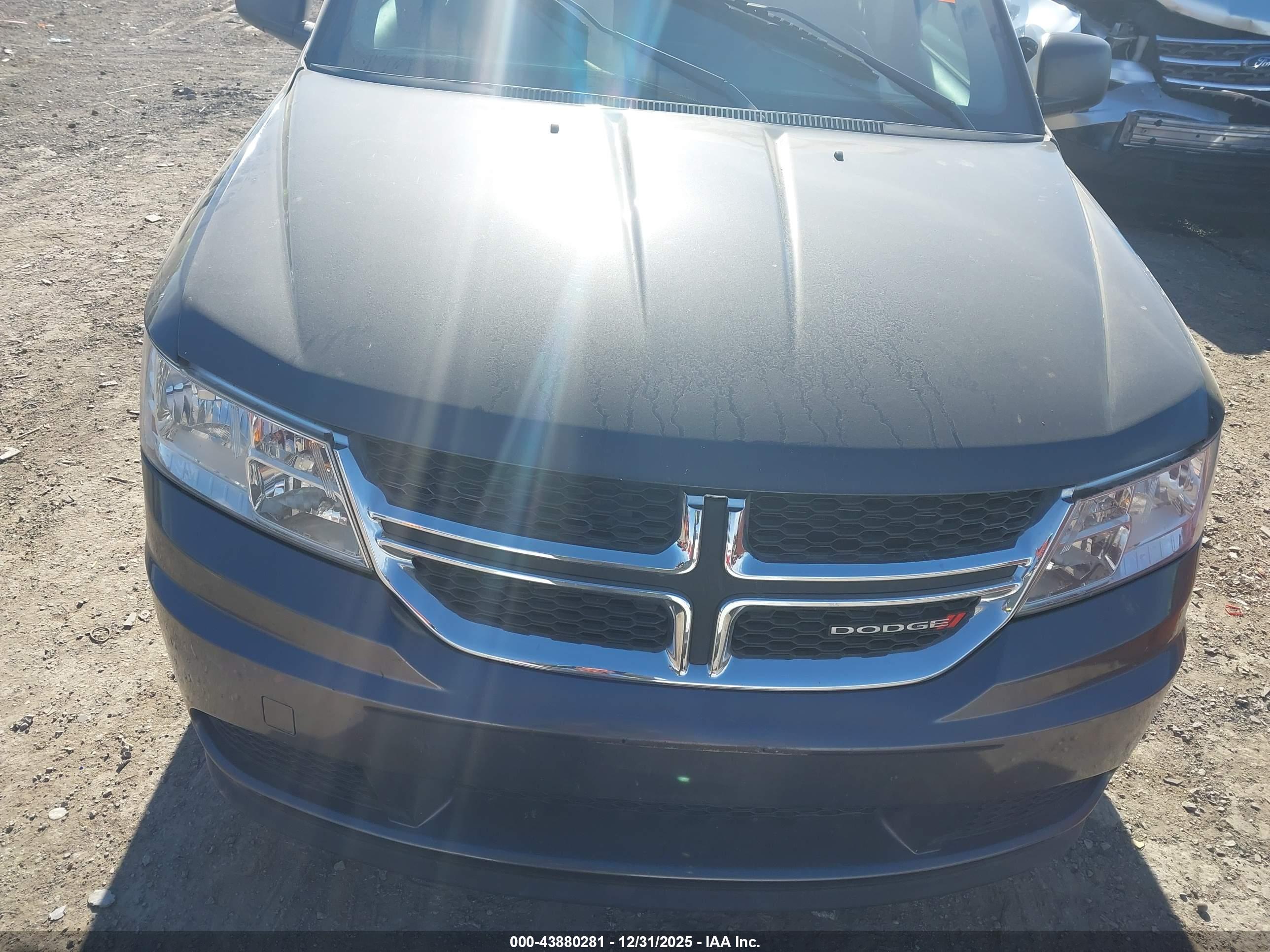 DODGE JOURNEY image 6