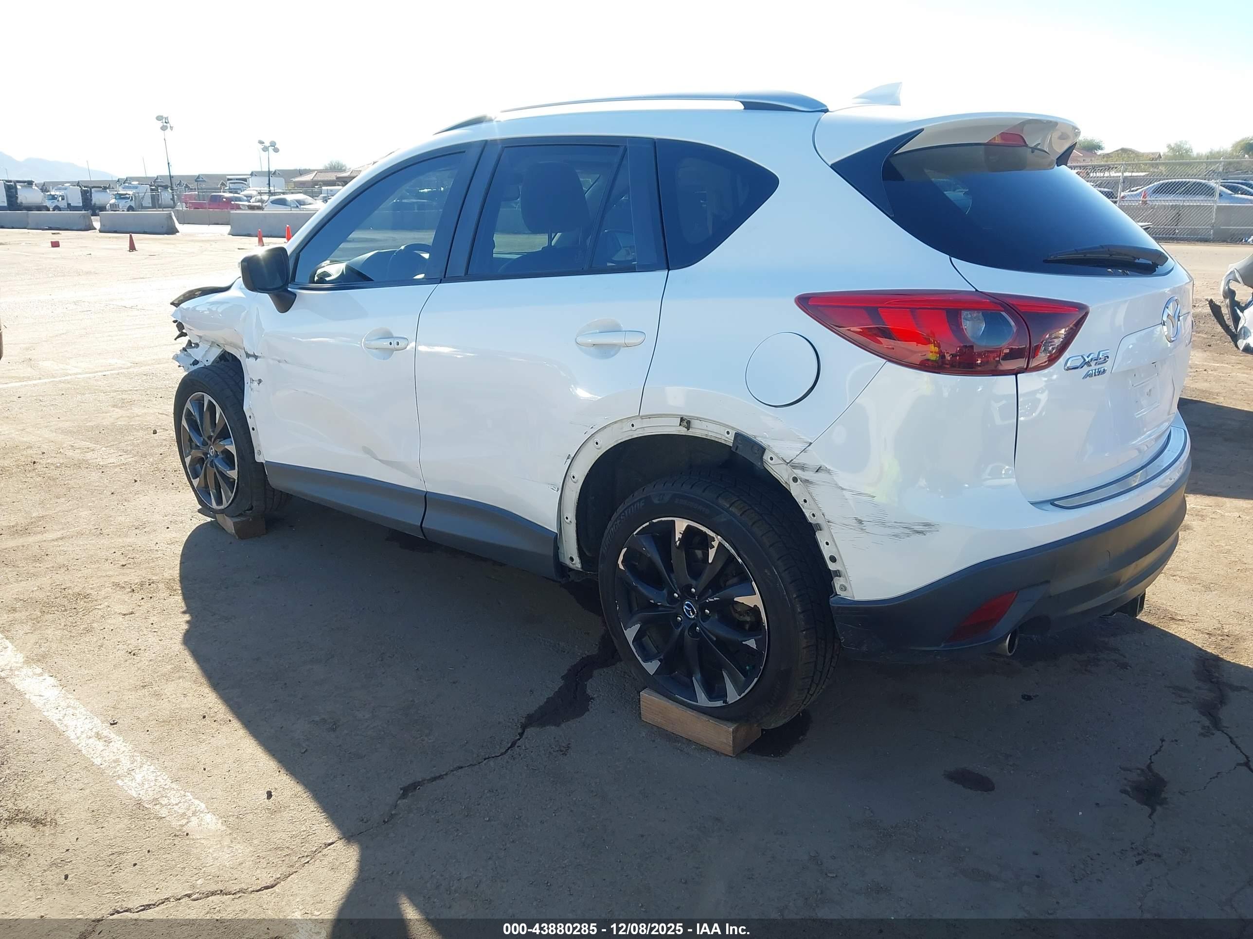 MAZDA CX-5 image 3