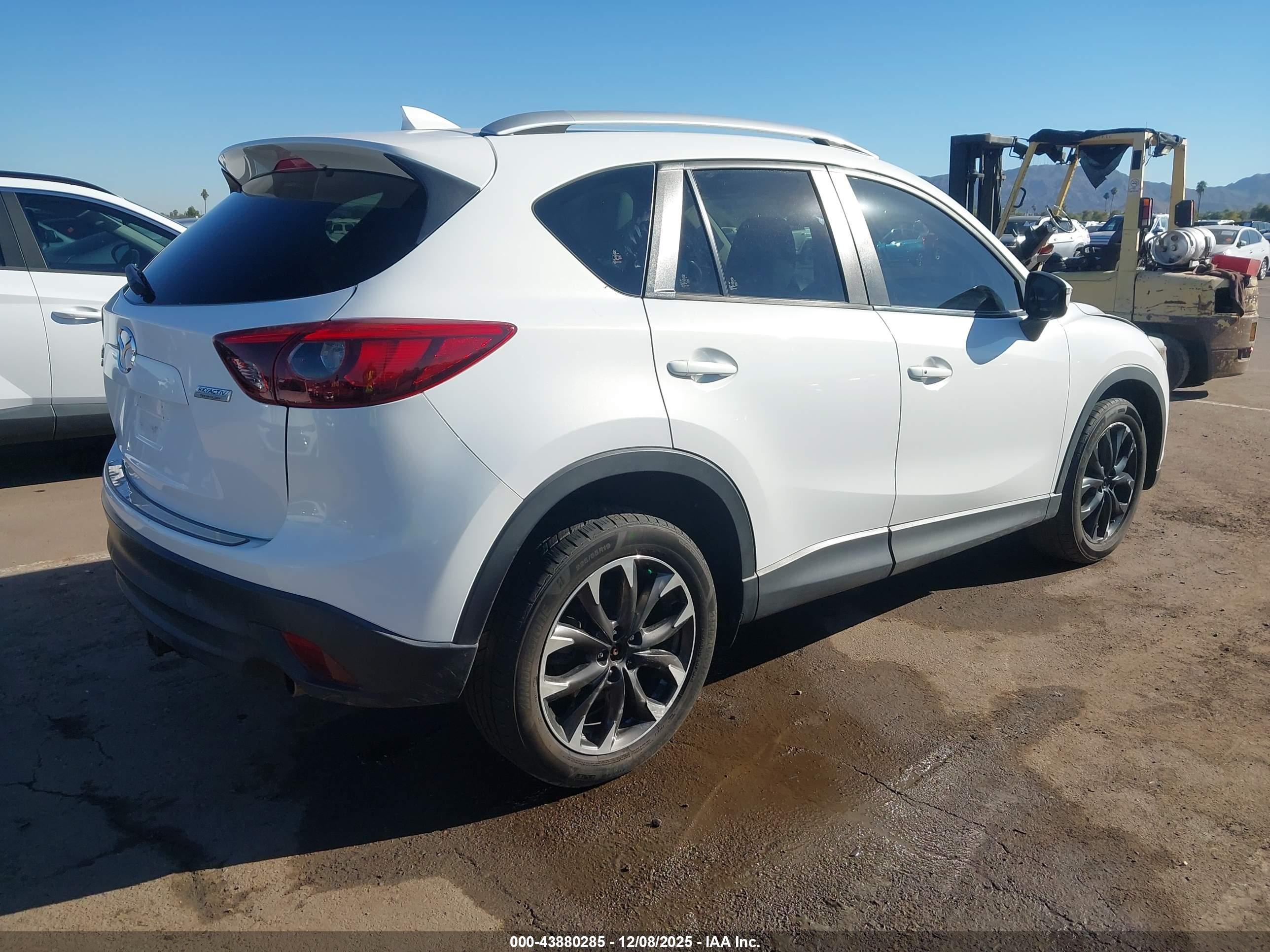 MAZDA CX-5 image 4