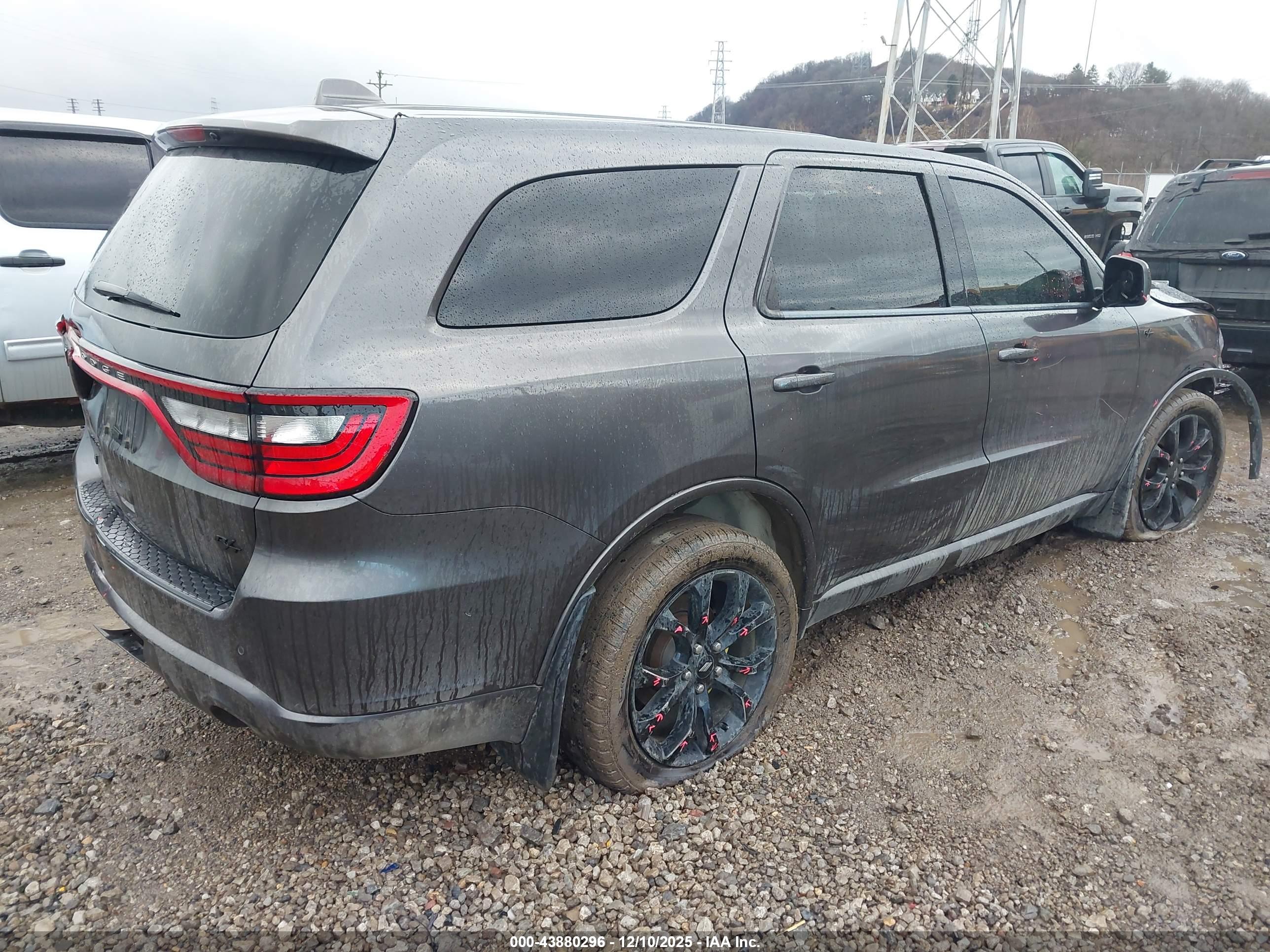 DODGE DURANGO image 4