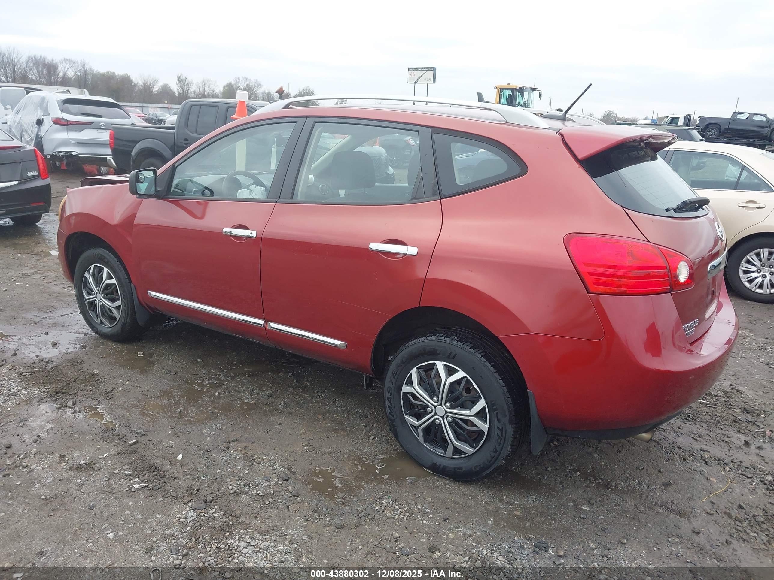 NISSAN ROGUE image 3