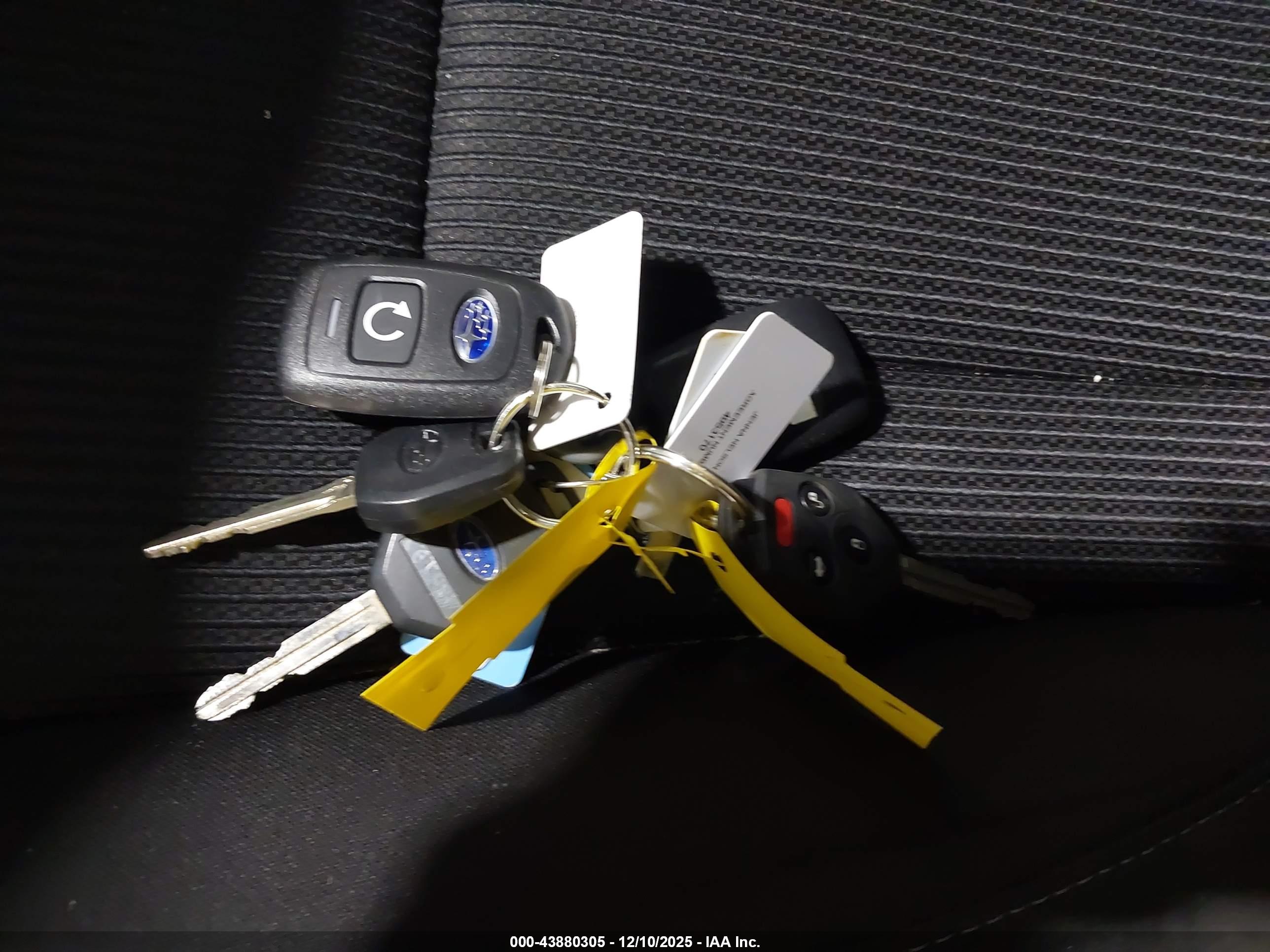 SUBARU LEGACY image 11