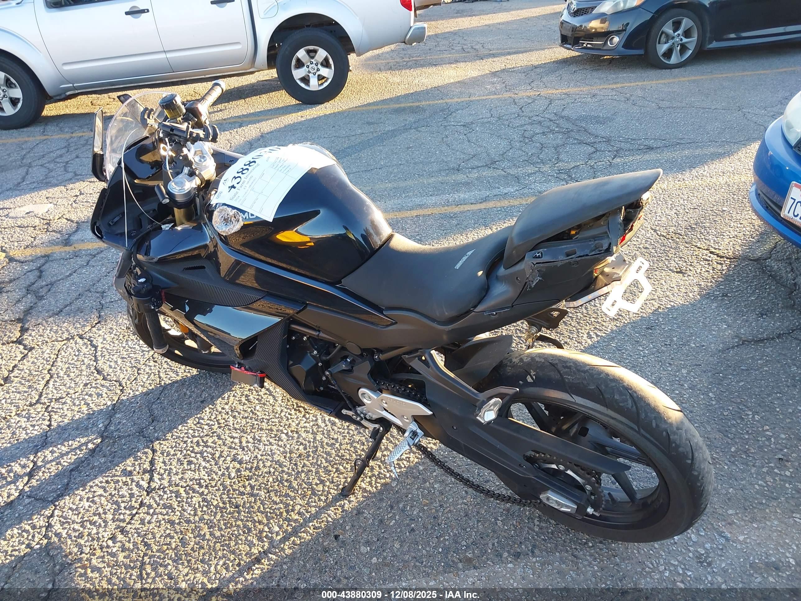 CF MOTO image 3